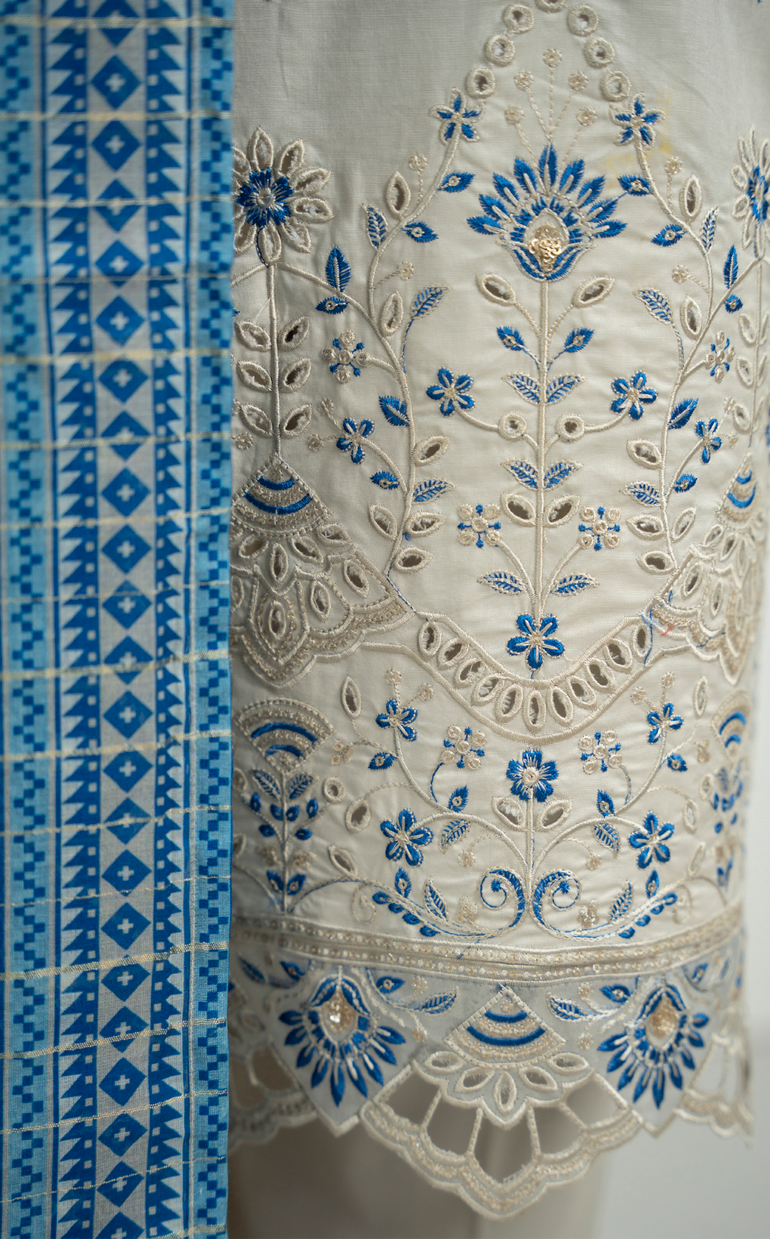 Anmol By VS Textile Embroidered Cotton 3 Piece Unstitched Suit VS24A ECV2-1013 Anmol By VS Textile Embroidered Cotton 3 Piece Unstitched Suit VS24A ECV2-1013