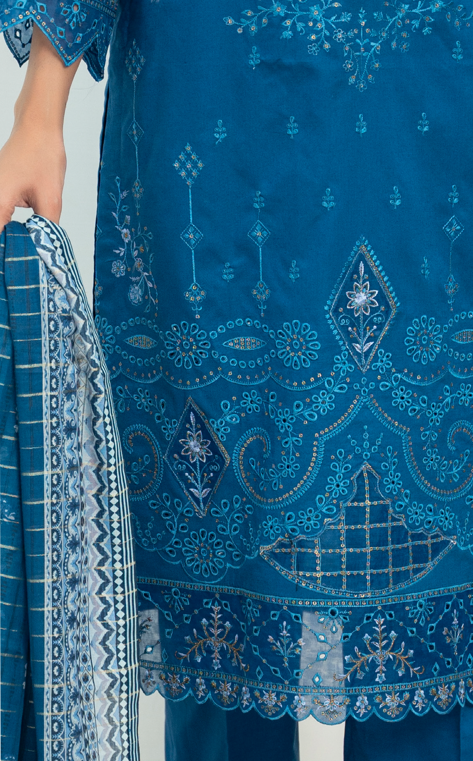 Anmol By VS Textile Embroidered Cotton 3 Piece Unstitched Suit VS24A ECV2-1016 Anmol By VS Textile Embroidered Cotton 3 Piece Unstitched Suit VS24A ECV2-1016