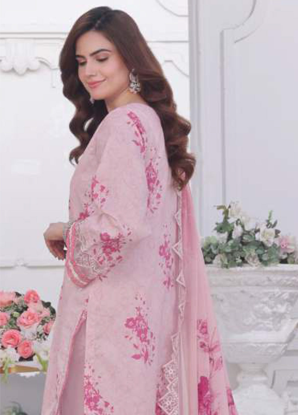 Applique Kari By Alzohaib Embroidered Lawn 3 Piece Unstitched Suit AZ25AK D-02 Applique Kari By Alzohaib Embroidered Lawn 3 Piece Unstitched Suit AZ25AK D-02