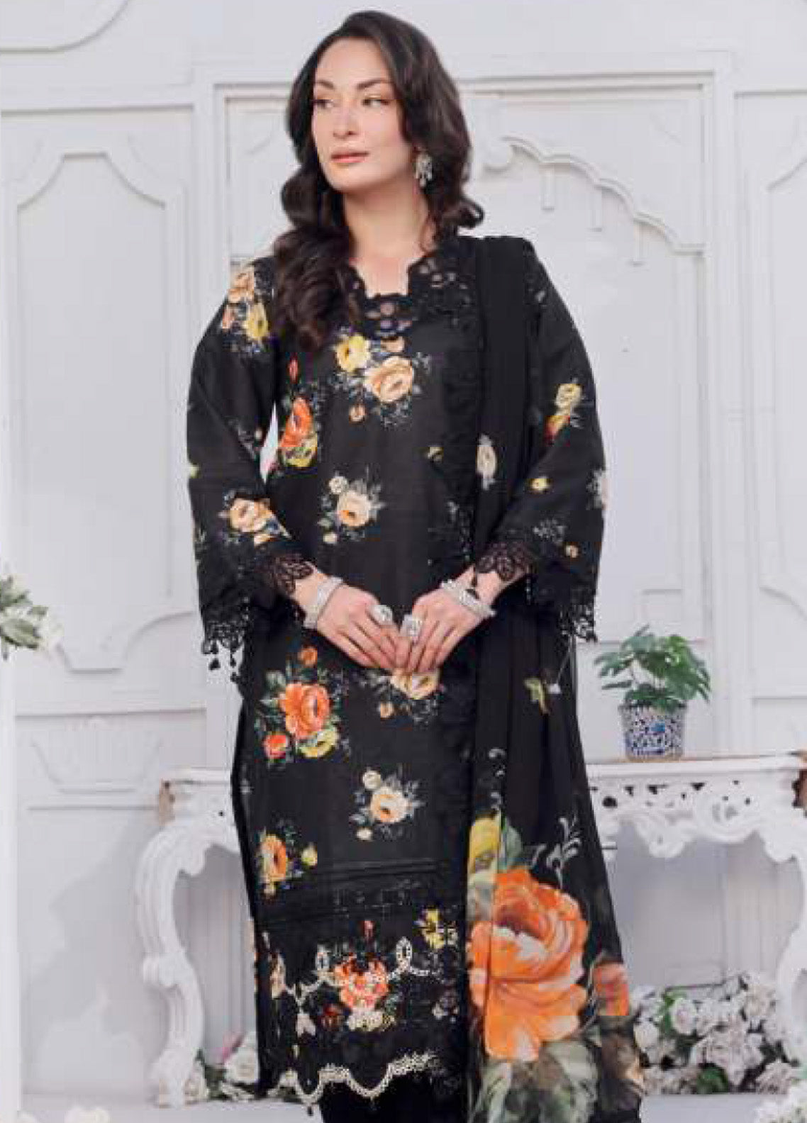 Applique Kari By Alzohaib Embroidered Lawn 3 Piece Unstitched Suit AZ25AK D-06 Applique Kari By Alzohaib Embroidered Lawn 3 Piece Unstitched Suit AZ25AK D-06