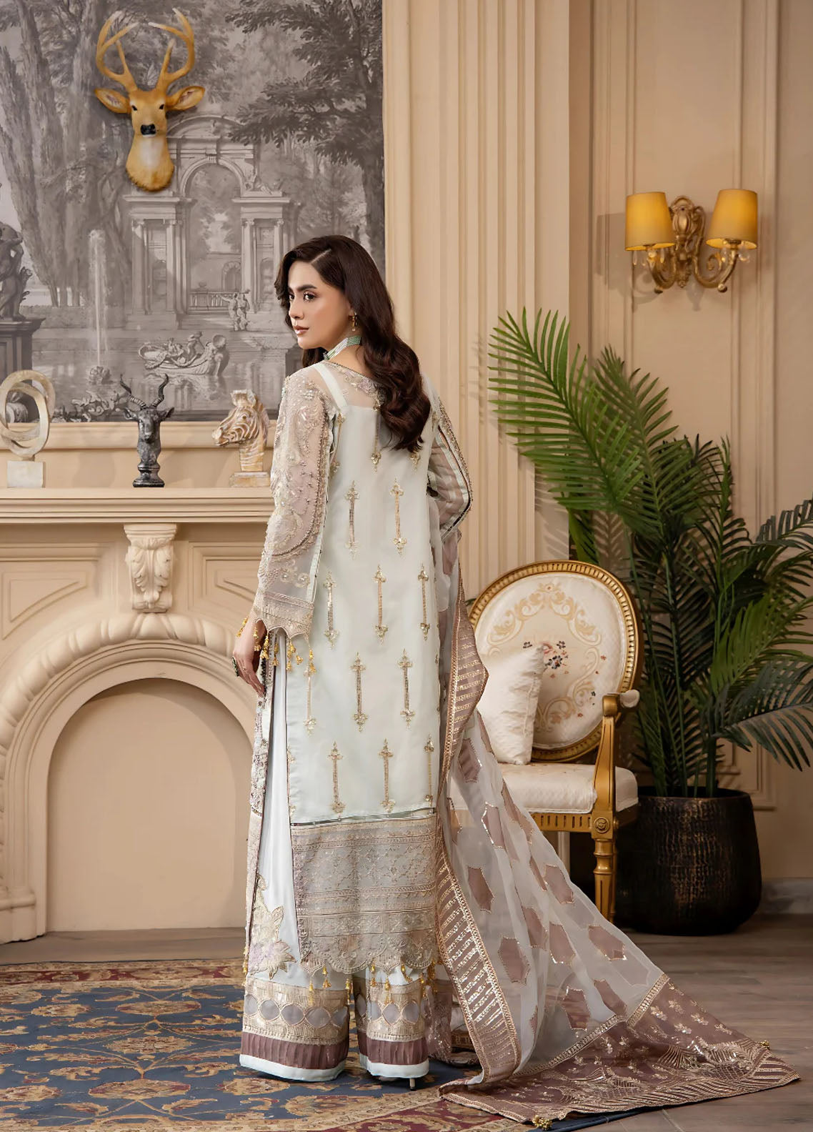 Areesha Luxury Embroidered Organza 3 Piece Unstitched Suit ARE25LC D-03 PEARL ORCHID Areesha Luxury Embroidered Organza 3 Piece Unstitched Suit ARE25LC D-03 PEARL ORCHID