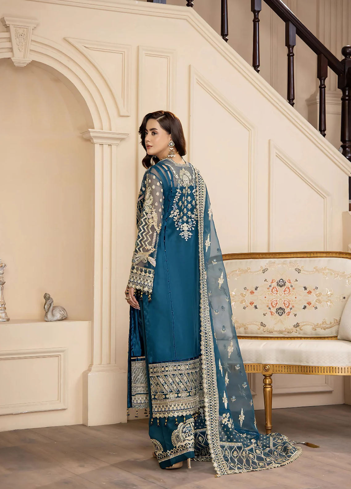 Areesha Luxury Embroidered Organza 3 Piece Unstitched Suit ARE25LC D-05 ROYAL BLUE Areesha Luxury Embroidered Organza 3 Piece Unstitched Suit ARE25LC D-05 ROYAL BLUE
