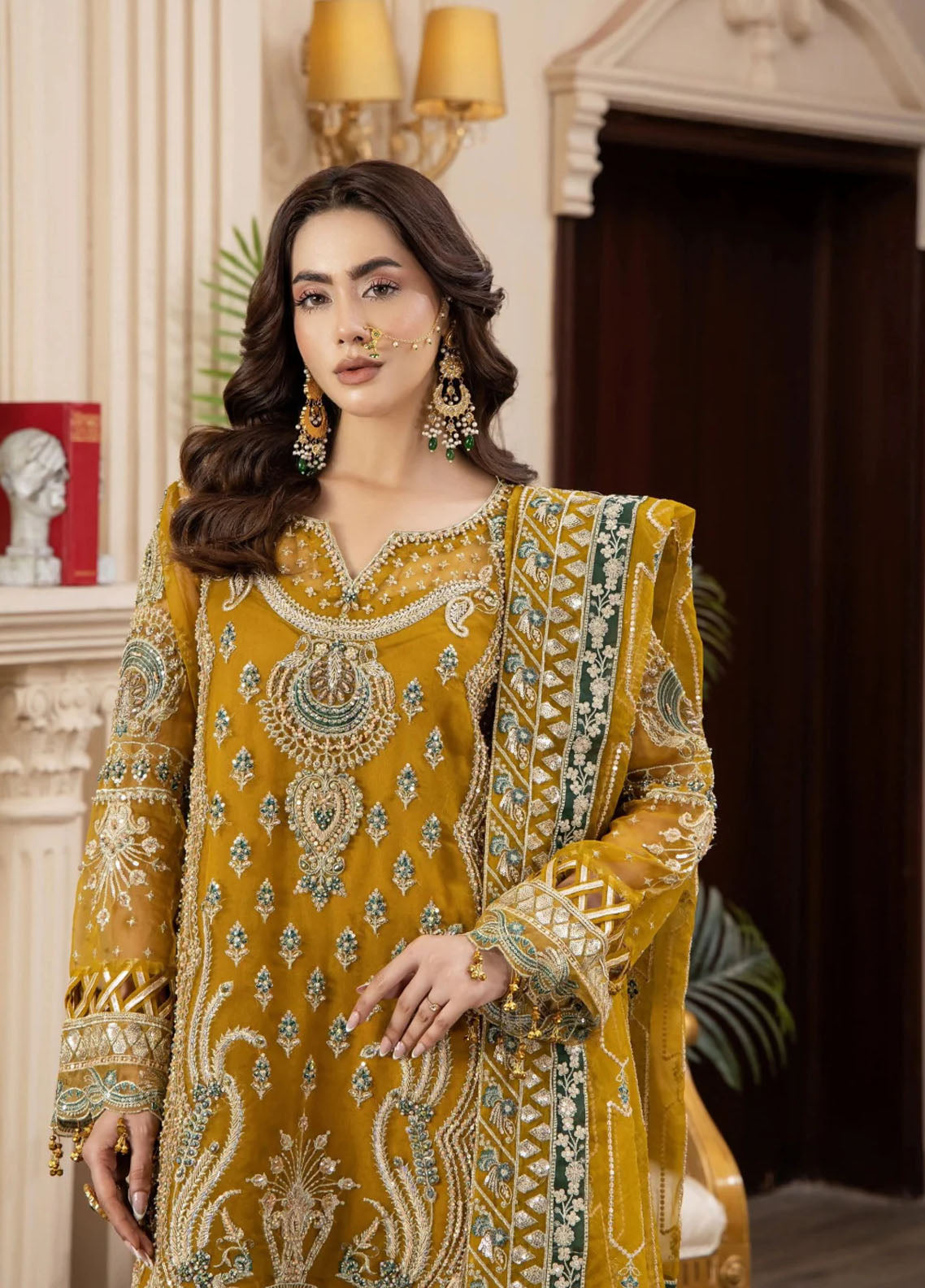 Areesha Luxury Embroidered Organza 3 Piece Unstitched Suit ARE25LC D-07 MARIGOLD SPARK Areesha Luxury Embroidered Organza 3 Piece Unstitched Suit ARE25LC D-07 MARIGOLD SPARK
