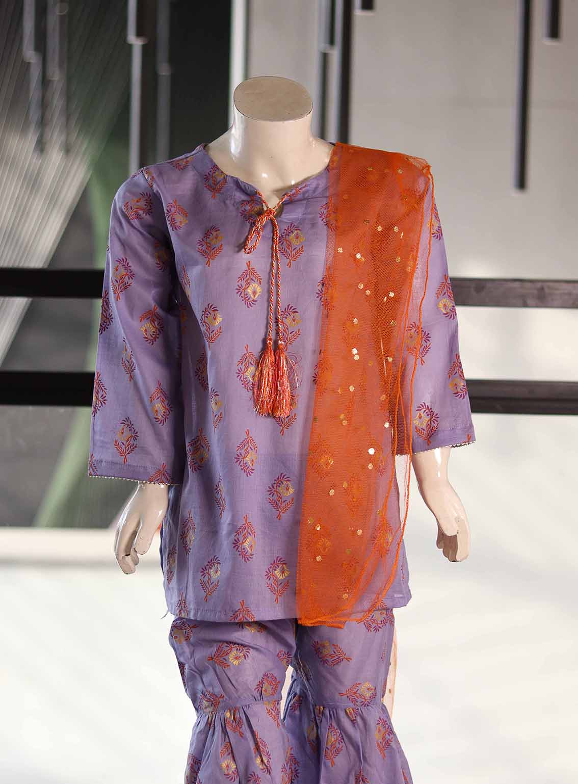 Aroob Embroidered Lawn 3 Piece Stitched Suit ARB25G D-PP-0063 Aroob Embroidered Lawn 3 Piece Stitched Suit ARB25G D-PP-0063