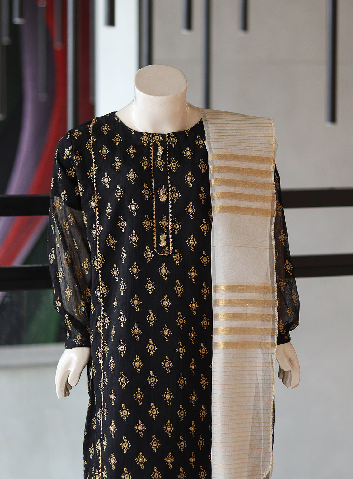 Aroob Fancy Embroidered Chiffon Suit Stitch 3 Piece ARB24G D-0100 Aroob Fancy Embroidered Chiffon Suit Stitch 3 Piece ARB24G D-0100