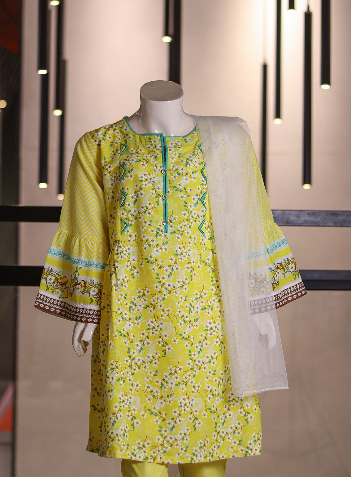 Aroob Fancy Embroidered Cotton Suit Stitch 3 Piece ARB24G D-0182 Aroob Fancy Embroidered Cotton Suit Stitch 3 Piece ARB24G D-0182