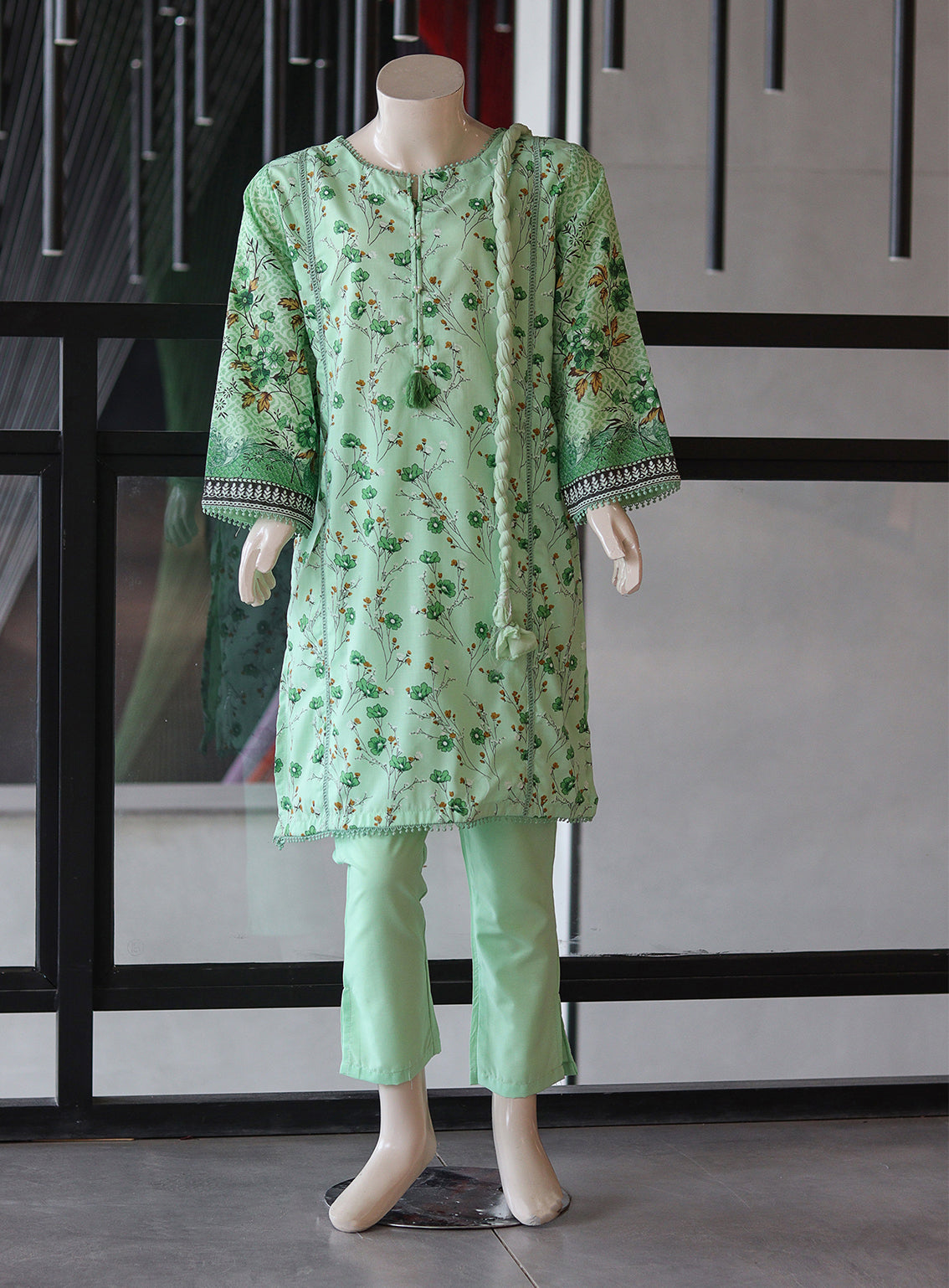 Aroob Fancy Embroidered Cotton Suit Stitch 3 Piece ARB24G D-087 Aroob Fancy Embroidered Cotton Suit Stitch 3 Piece ARB24G D-087