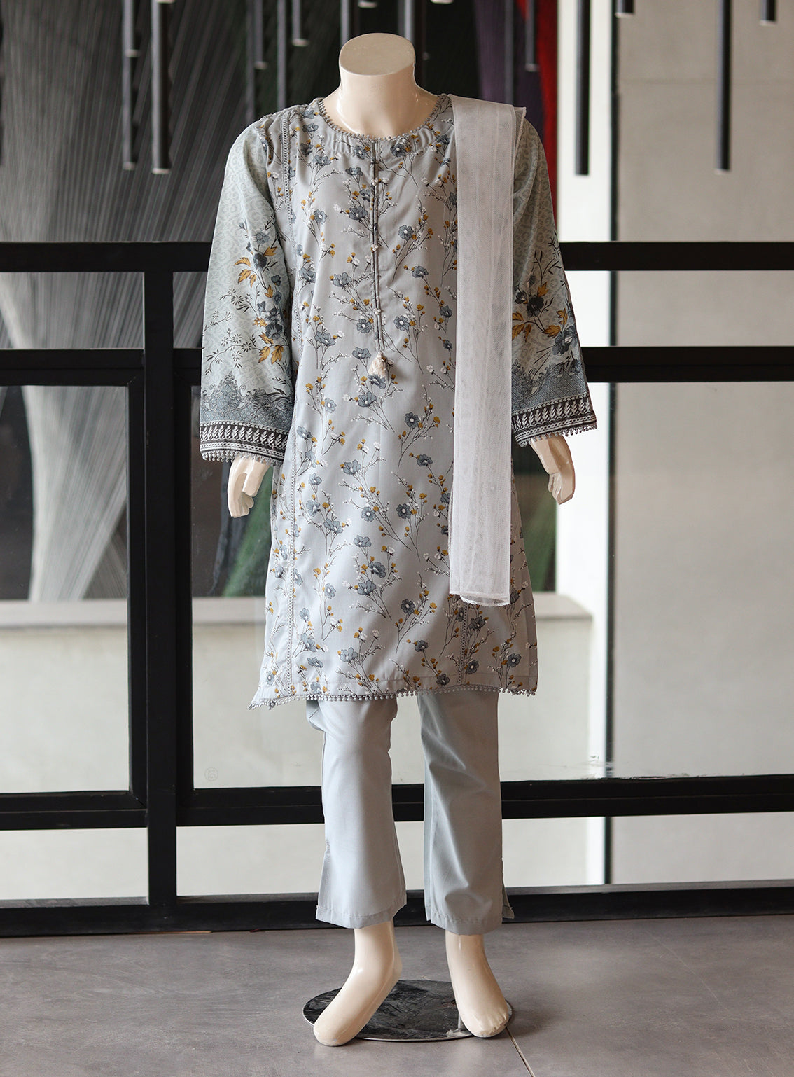 Aroob Fancy Embroidered Cotton Suit Stitch 3 Piece ARB24G D-094 Aroob Fancy Embroidered Cotton Suit Stitch 3 Piece ARB24G D-094
