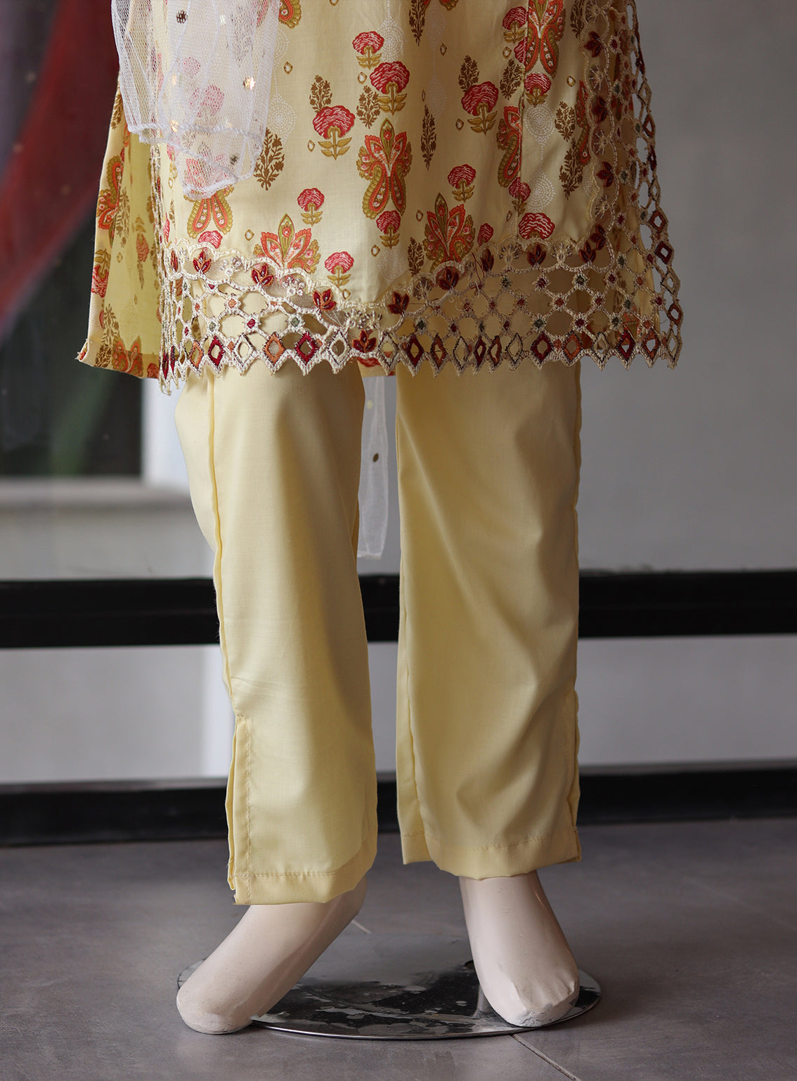 Aroob Fancy Embroidered Organza Suit Stitch 3 Piece - ARB24G 135 Aroob Fancy Embroidered Organza Suit Stitch 3 Piece - ARB24G 135