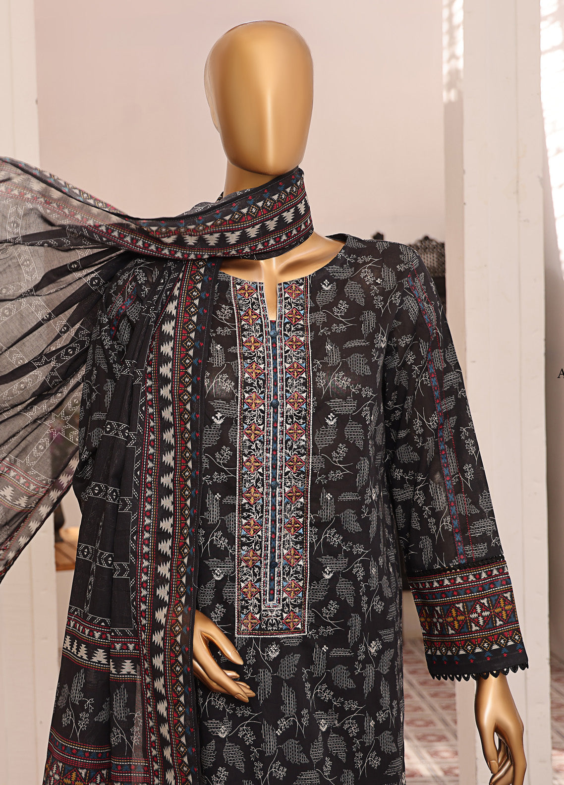 Asasa By HZ Textile Embroidered Lawn 3 Piece Unstitched Suit HZ25APE AJE-302 Asasa By HZ Textile Embroidered Lawn 3 Piece Unstitched Suit HZ25APE AJE-302