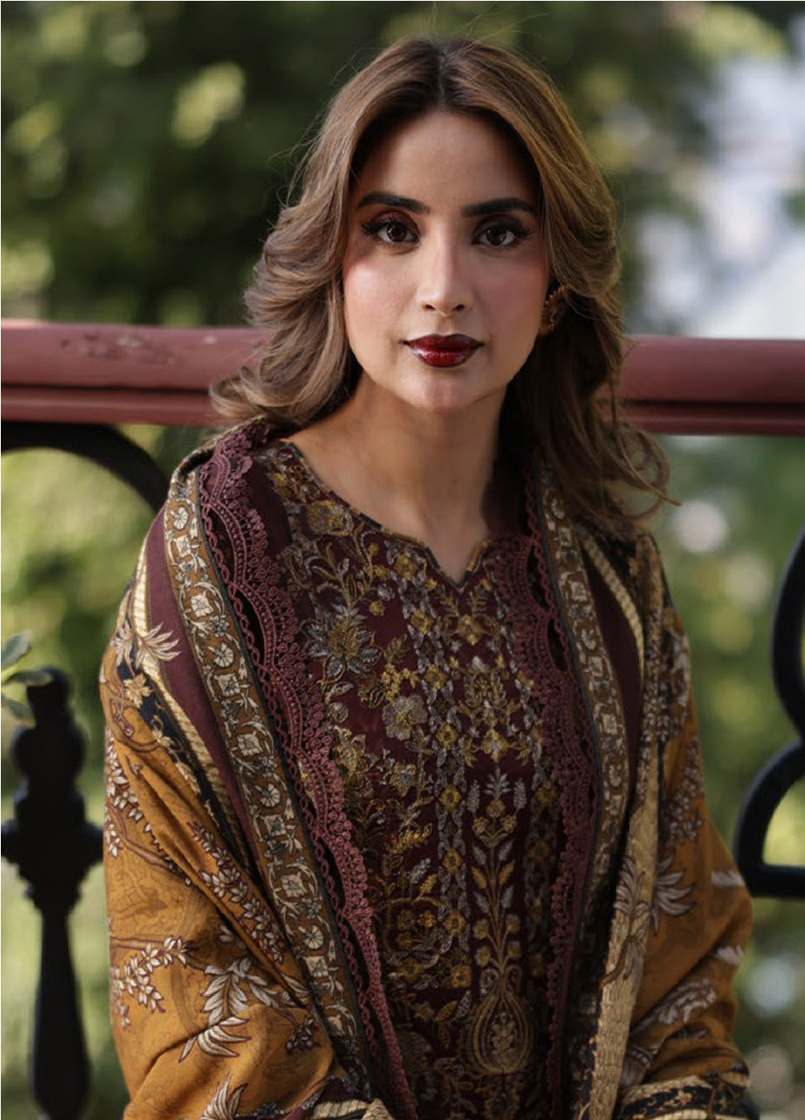 Asim Jofa Embroidered Khaddar Winter 3 Piece Unstitched Suit AJ24UW AJUW-10 Asim Jofa Embroidered Khaddar Winter 3 Piece Unstitched Suit AJ24UW AJUW-10