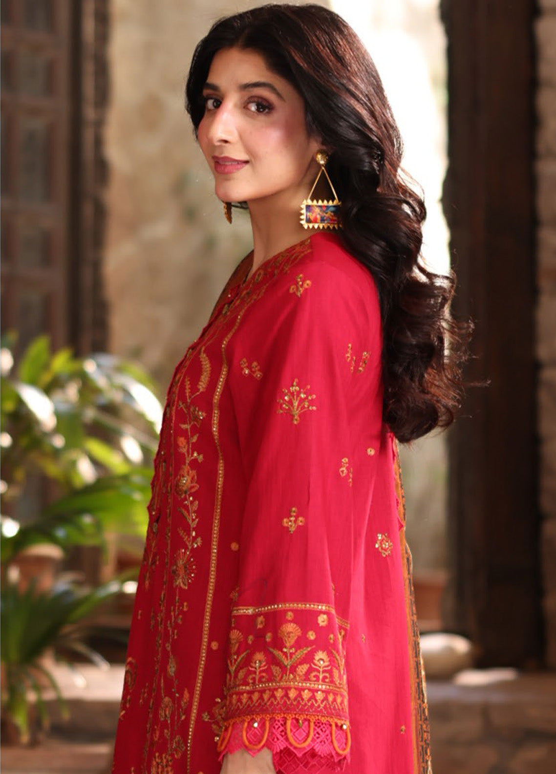 Asim Jofa Embroidered Khaddar Winter 3 Piece Unstitched Suit AJ24UW AJUW-12 Asim Jofa Embroidered Khaddar Winter 3 Piece Unstitched Suit AJ24UW AJUW-12