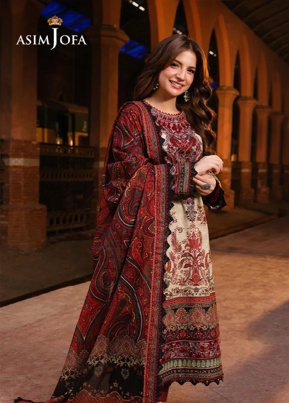 Asim Jofa Embroidered Lawn 3 Piece Unstitched Suit AJ25EL AJUBF-39 Asim Jofa Embroidered Lawn 3 Piece Unstitched Suit AJ25EL AJUBF-39