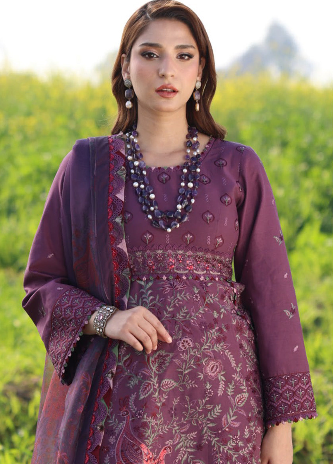 Asim Jofa Embroidered Lawn 3 Piece Unstitched Suit AJ25L D-AJELL-18 Asim Jofa Embroidered Lawn 3 Piece Unstitched Suit AJ25L D-AJELL-18