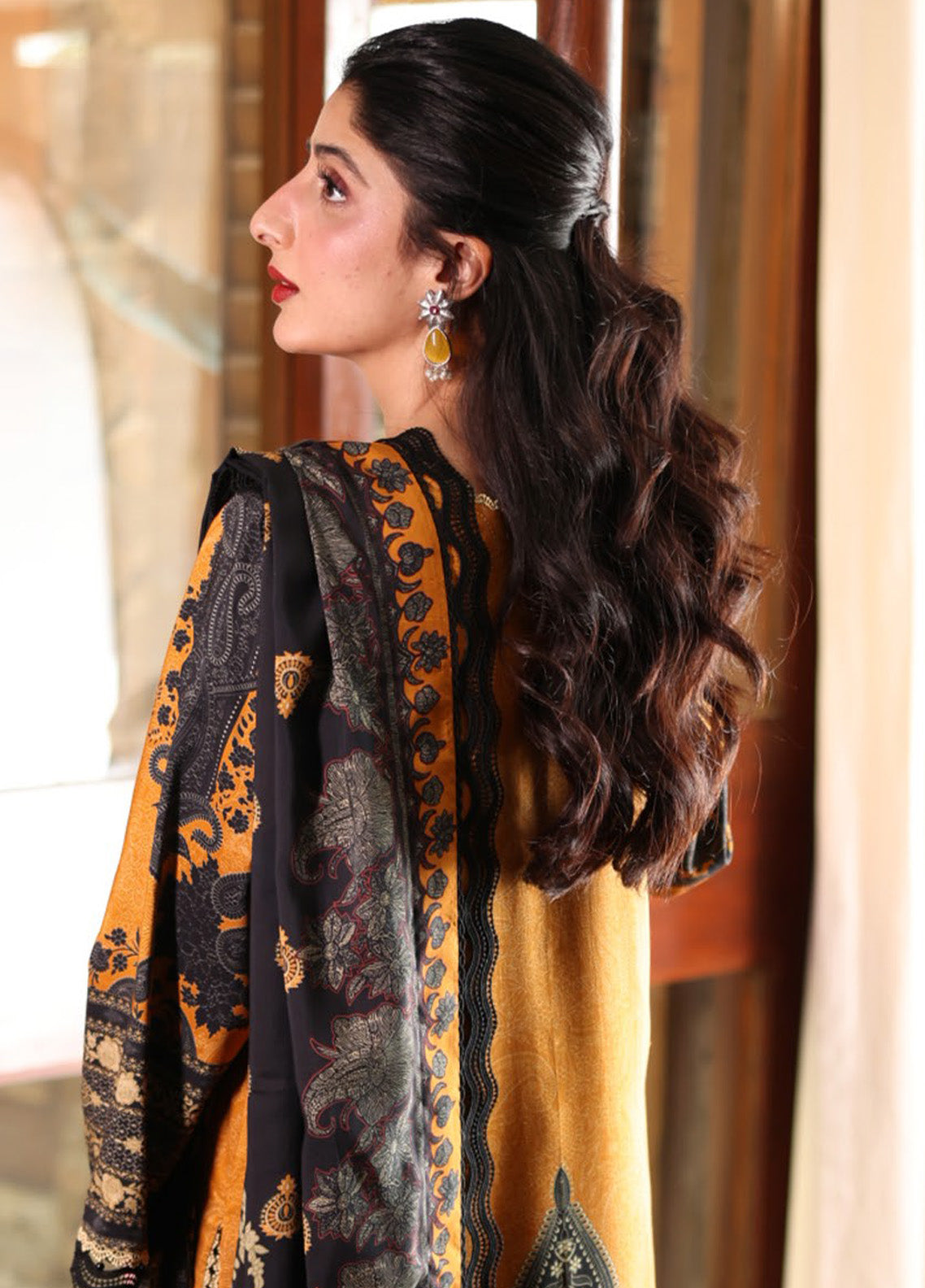 Asim Jofa Embroidered Viscose Winter 3 Piece Unstitched Suit AJ24UW AJUW-23 Asim Jofa Embroidered Viscose Winter 3 Piece Unstitched Suit AJ24UW AJUW-23