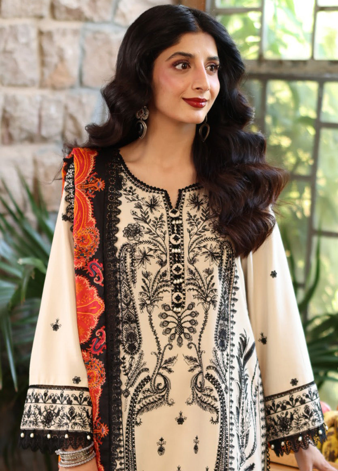 Asim Jofa Embroidered Viscose Winter 3 Piece Unstitched Suit AJ24UW AJUW-26 Asim Jofa Embroidered Viscose Winter 3 Piece Unstitched Suit AJ24UW AJUW-26