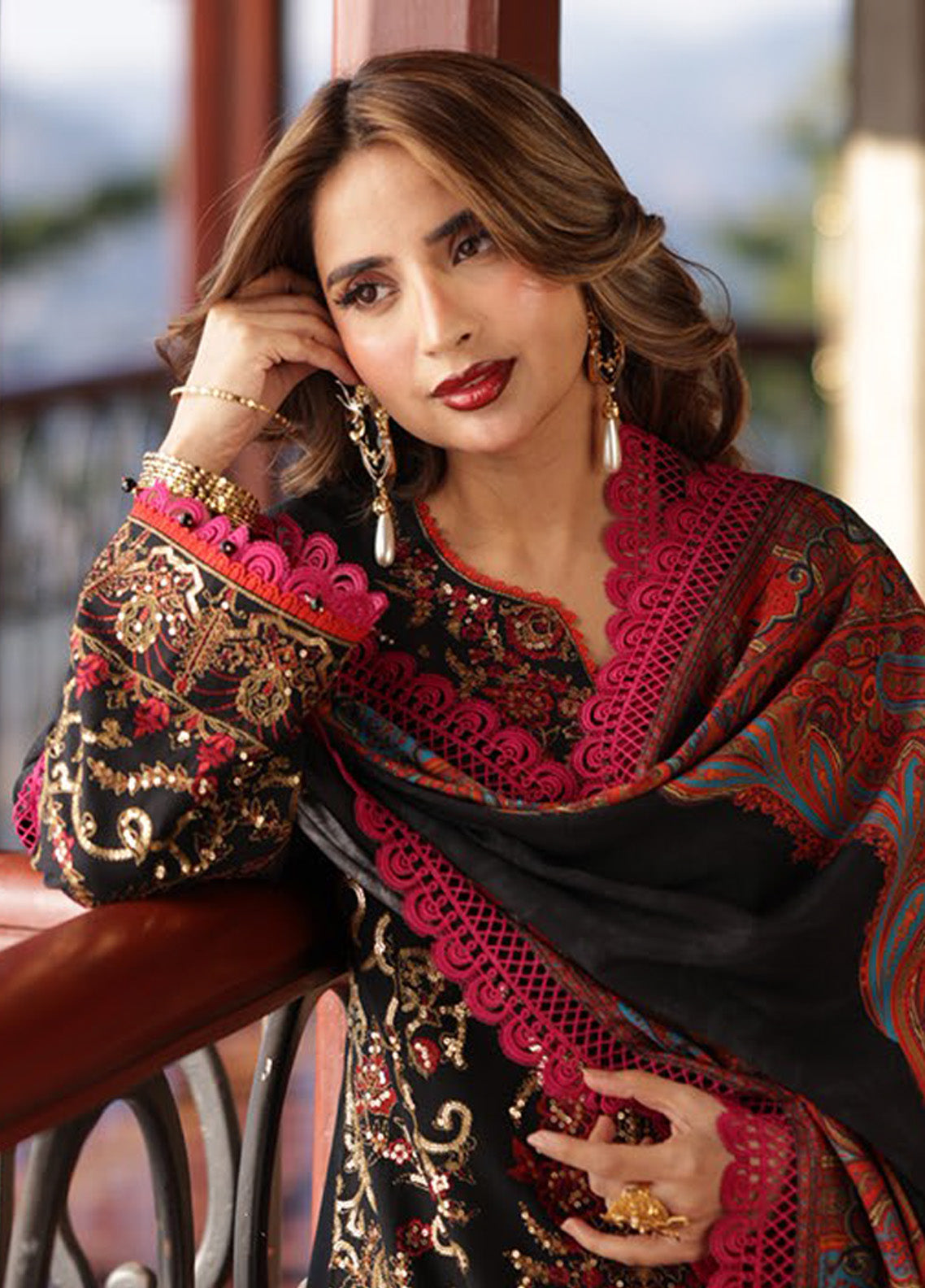 Asim Jofa Embroidered Viscose Winter 3 Piece Unstitched Suit AJ24UW AJUW-28 Asim Jofa Embroidered Viscose Winter 3 Piece Unstitched Suit AJ24UW AJUW-28