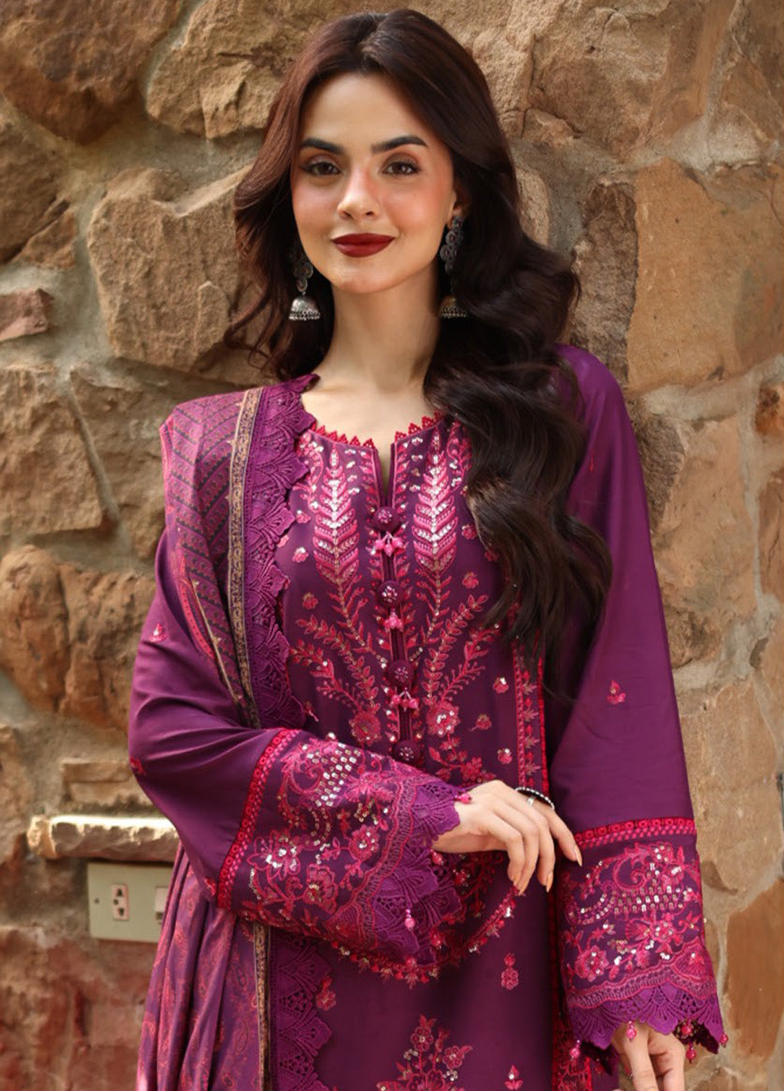 Asim Jofa Embroidered Viscose Winter 3 Piece Unstitched Suit AJ24UW AJUW-29 Asim Jofa Embroidered Viscose Winter 3 Piece Unstitched Suit AJ24UW AJUW-29