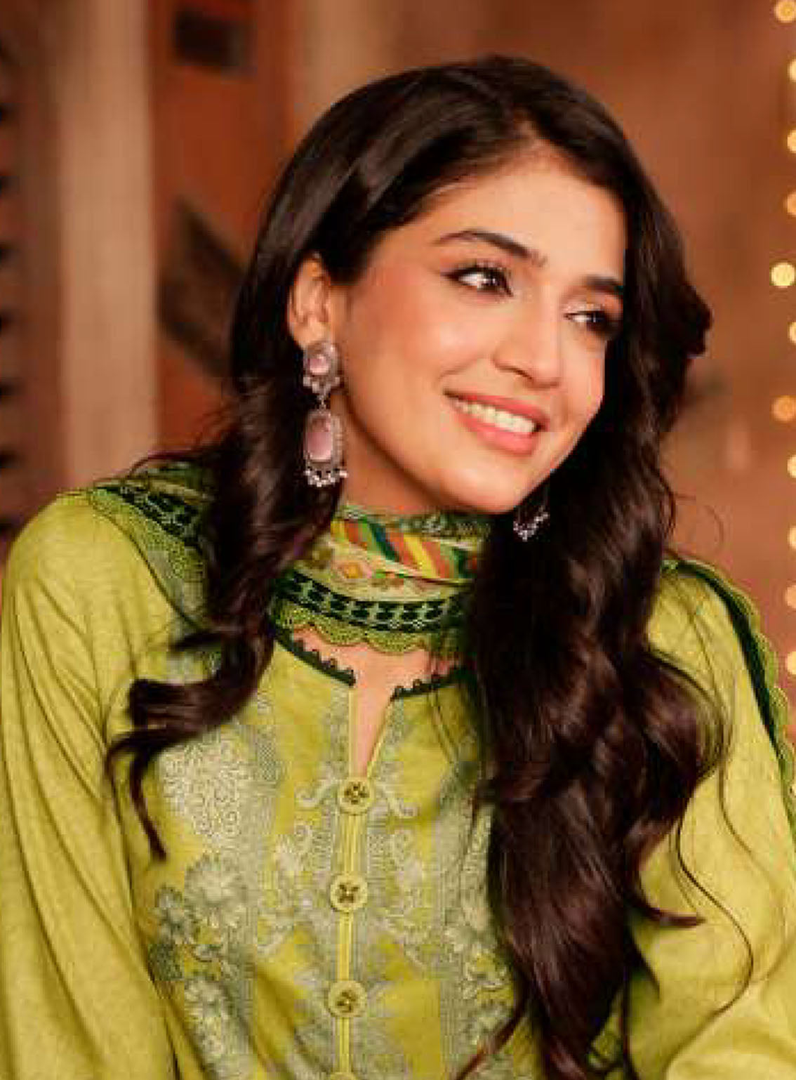 Asim Jofa Limited Edition Printed Lawn 3 Piece Unstitched Suit AJ24LE AJEL-01 Asim Jofa Limited Edition Printed Lawn 3 Piece Unstitched Suit AJ24LE AJEL-01