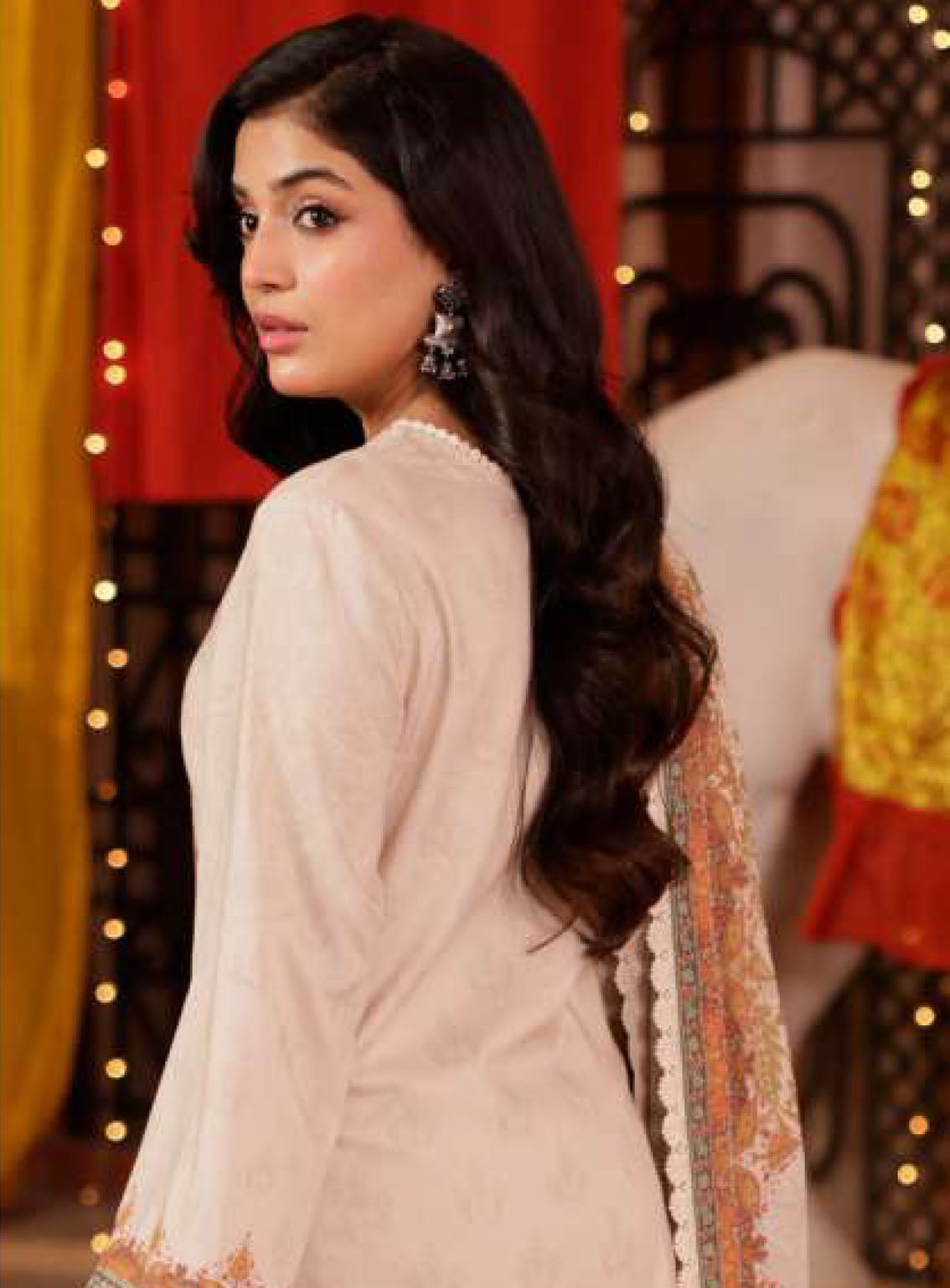 Asim Jofa Limited Edition Printed Lawn 3 Piece Unstitched Suit AJ24LE AJEL-08 Asim Jofa Limited Edition Printed Lawn 3 Piece Unstitched Suit AJ24LE AJEL-08