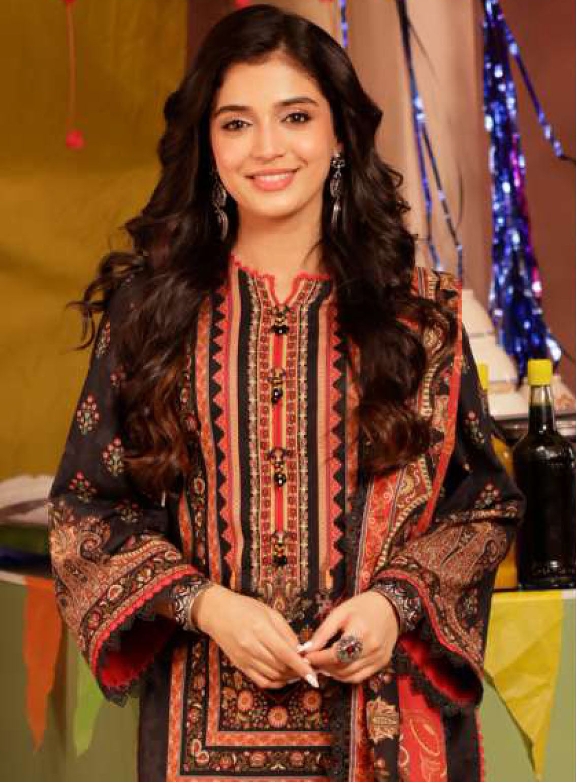 Asim Jofa Limited Edition Printed Lawn 3 Piece Unstitched Suit AJ24LE AJEL-10 Asim Jofa Limited Edition Printed Lawn 3 Piece Unstitched Suit AJ24LE AJEL-10