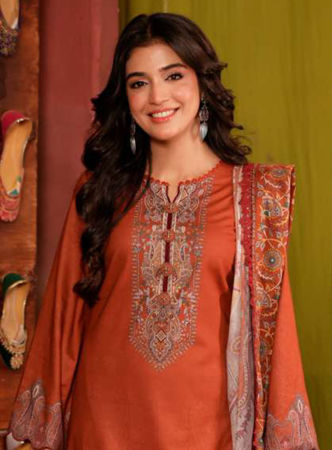 Asim Jofa Limited Edition Printed Lawn 3 Piece Unstitched Suit AJ24LE AJEL-15 Asim Jofa Limited Edition Printed Lawn 3 Piece Unstitched Suit AJ24LE AJEL-15