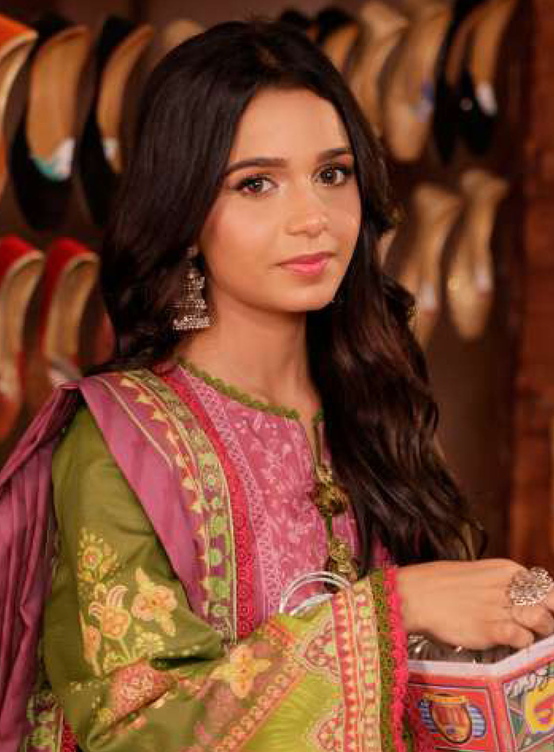Asim Jofa Limited Edition Printed Lawn 3 Piece Unstitched Suit AJ24LE AJEL-17 Asim Jofa Limited Edition Printed Lawn 3 Piece Unstitched Suit AJ24LE AJEL-17