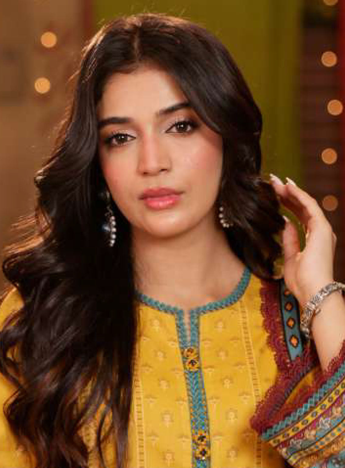 Asim Jofa Limited Edition Printed Lawn 3 Piece Unstitched Suit AJ24LE AJEL-18 Asim Jofa Limited Edition Printed Lawn 3 Piece Unstitched Suit AJ24LE AJEL-18