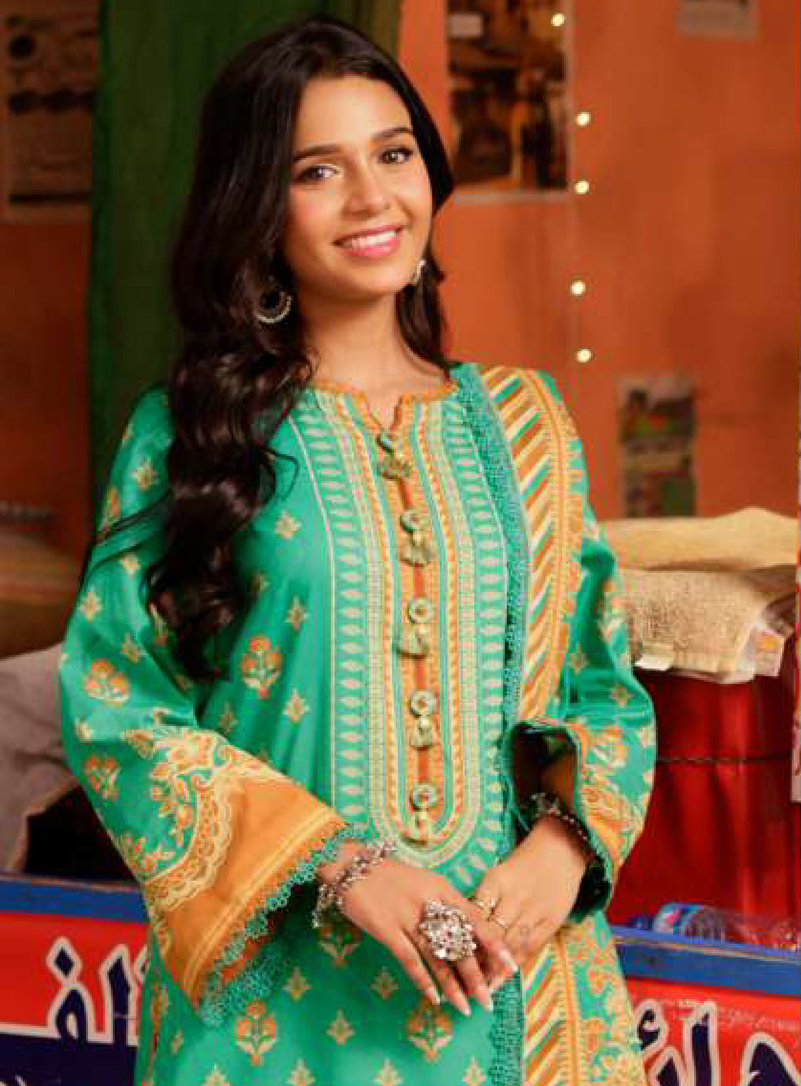 Asim Jofa Limited Edition Printed Lawn 3 Piece Unstitched Suit AJ24LE AJEL-20 Asim Jofa Limited Edition Printed Lawn 3 Piece Unstitched Suit AJ24LE AJEL-20