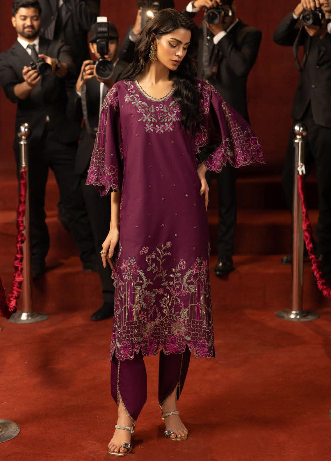 Asim Jofa Luxury Festive Embroidered Lawn Silk 2 Piece Unstitched Suit AJ25LFD3 AJLLF-09 Asim Jofa Luxury Festive Embroidered Lawn Silk 2 Piece Unstitched Suit AJ25LFD3 AJLLF-09