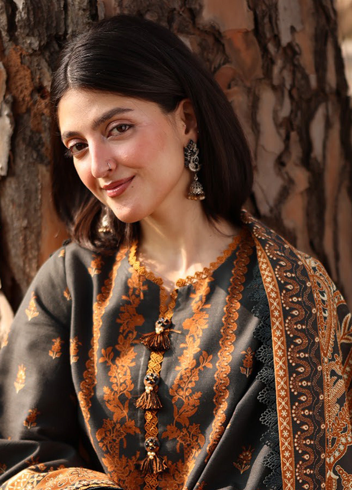 Asim Jofa Printed Khaddar Winter 3 Piece Unstitched Suit AJ24UW AJUW-37 Asim Jofa Printed Khaddar Winter 3 Piece Unstitched Suit AJ24UW AJUW-37
