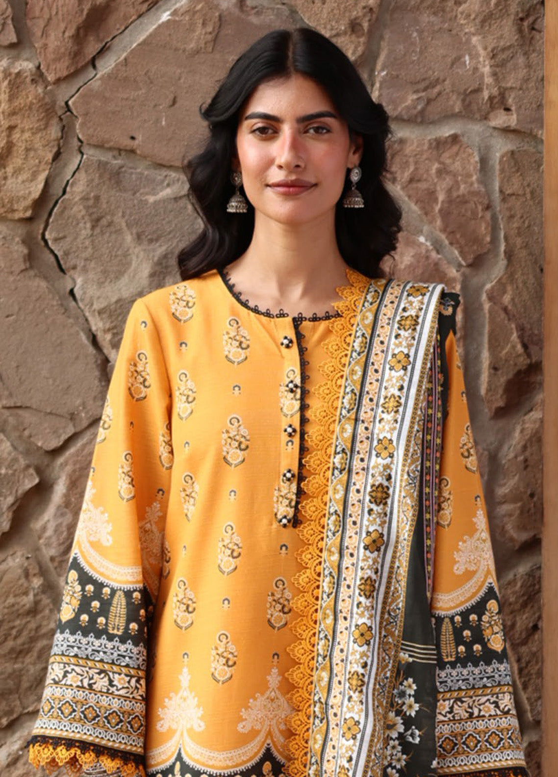 Asim Jofa Printed Khaddar Winter 3 Piece Unstitched Suit AJ24UW AJUW-38 Asim Jofa Printed Khaddar Winter 3 Piece Unstitched Suit AJ24UW AJUW-38