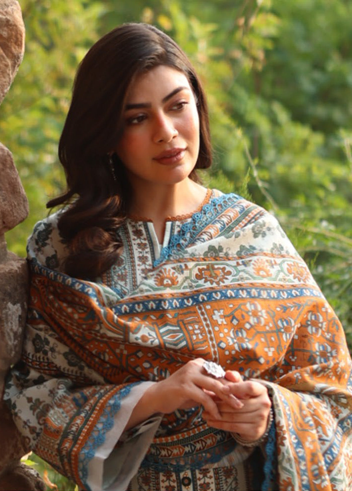 Asim Jofa Printed Khaddar Winter 3 Piece Unstitched Suit AJ24UW AJUW-42 Asim Jofa Printed Khaddar Winter 3 Piece Unstitched Suit AJ24UW AJUW-42