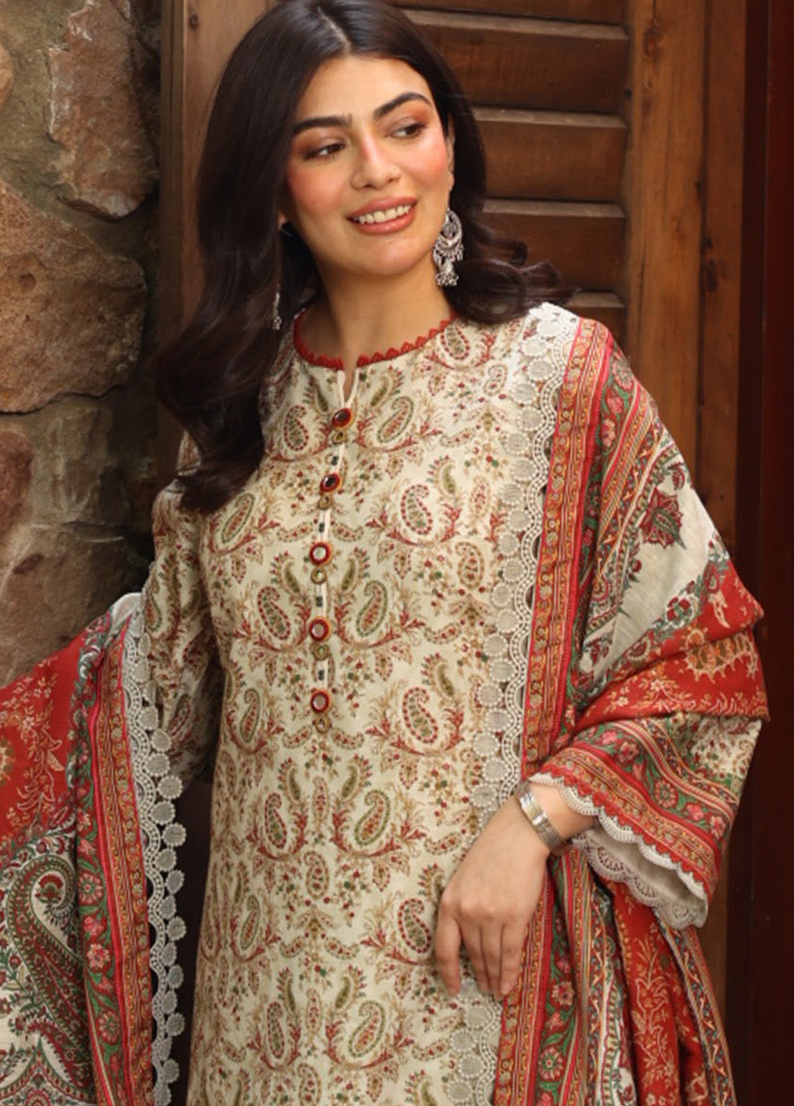 Asim Jofa Printed Khaddar Winter 3 Piece Unstitched Suit AJ24UW AJUW-44 Asim Jofa Printed Khaddar Winter 3 Piece Unstitched Suit AJ24UW AJUW-44