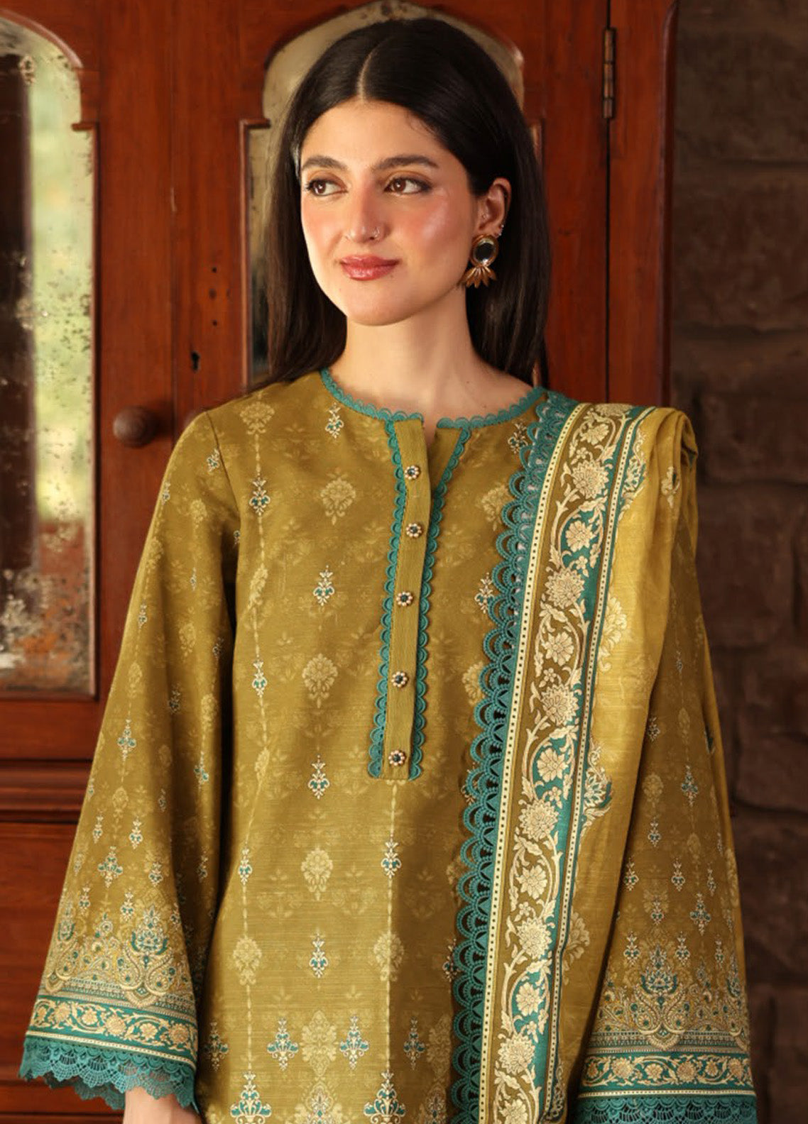 Asim Jofa Printed Khaddar Winter 3 Piece Unstitched Suit AJ24UW AJUW-49 Asim Jofa Printed Khaddar Winter 3 Piece Unstitched Suit AJ24UW AJUW-49