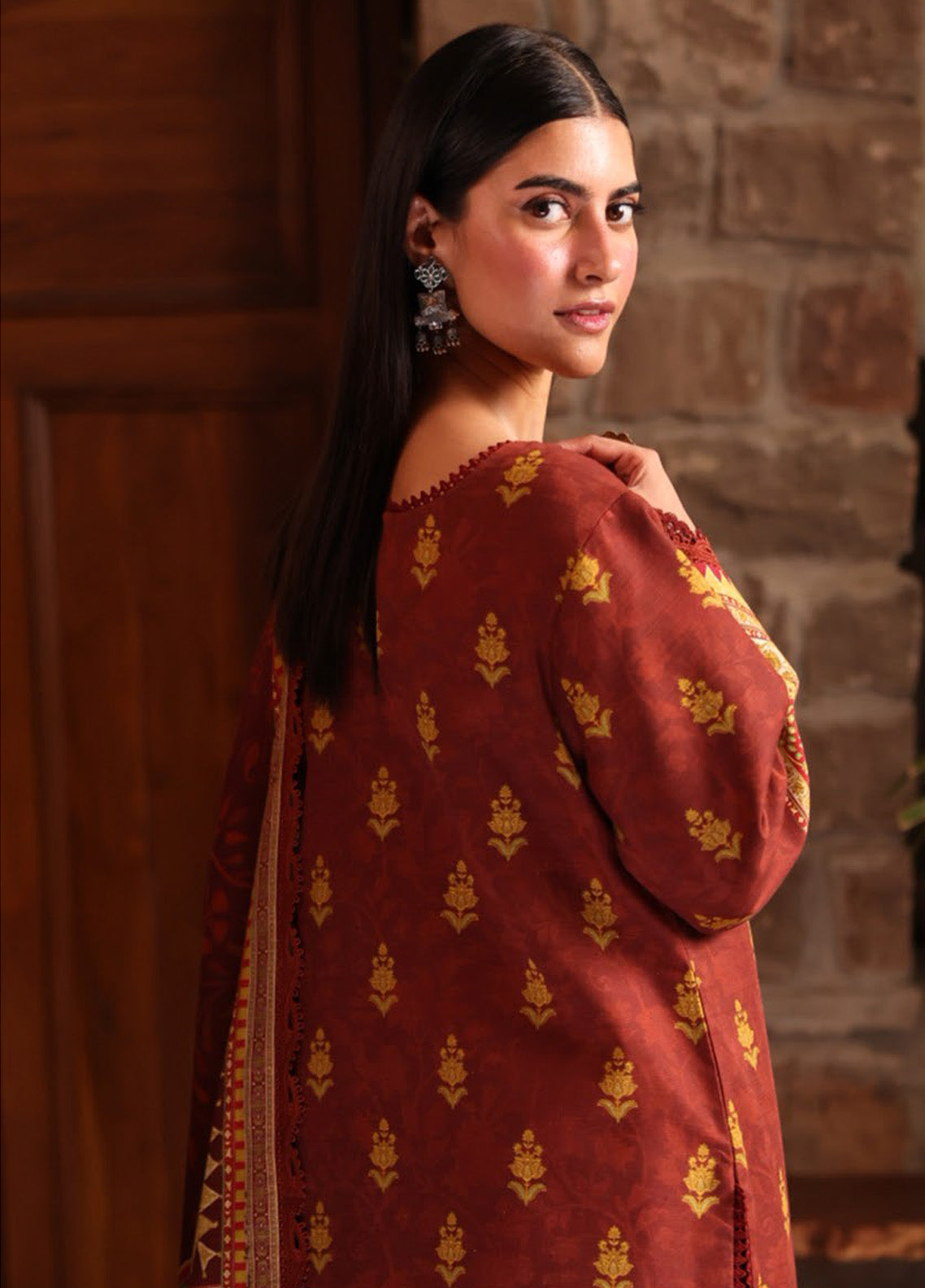 Asim Jofa Printed Khaddar Winter 3 Piece Unstitched Suit AJ24UW AJUW-59 Asim Jofa Printed Khaddar Winter 3 Piece Unstitched Suit AJ24UW AJUW-59