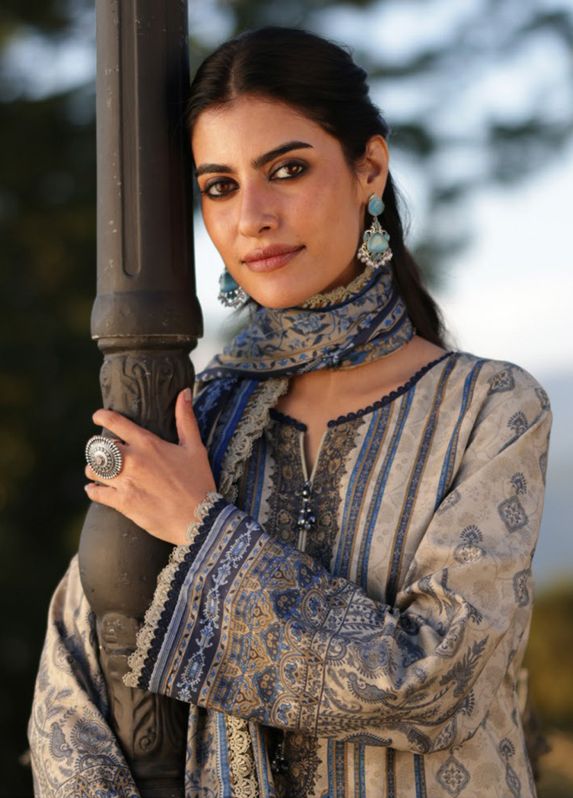 Asim Jofa Printed Viscose Winter 3 Piece Unstitched Suit AJ24UW AJUW-61 Asim Jofa Printed Viscose Winter 3 Piece Unstitched Suit AJ24UW AJUW-61
