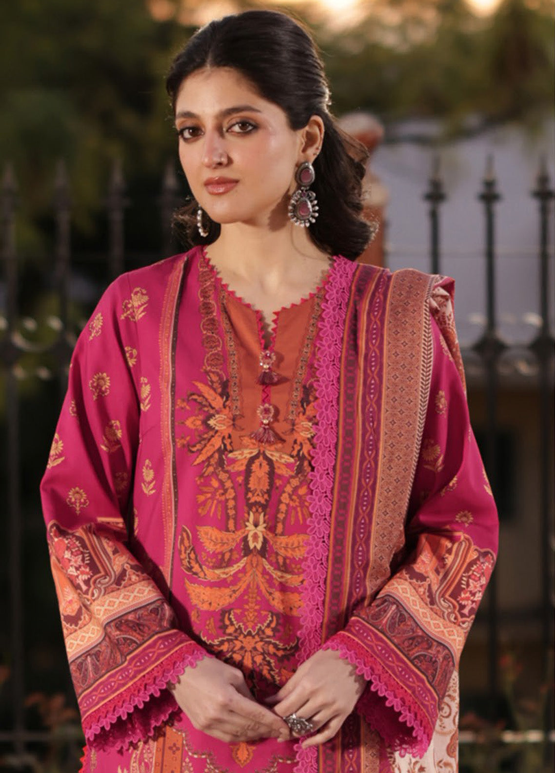 Asim Jofa Printed Viscose Winter 3 Piece Unstitched Suit AJ24UW AJUW-63 Asim Jofa Printed Viscose Winter 3 Piece Unstitched Suit AJ24UW AJUW-63