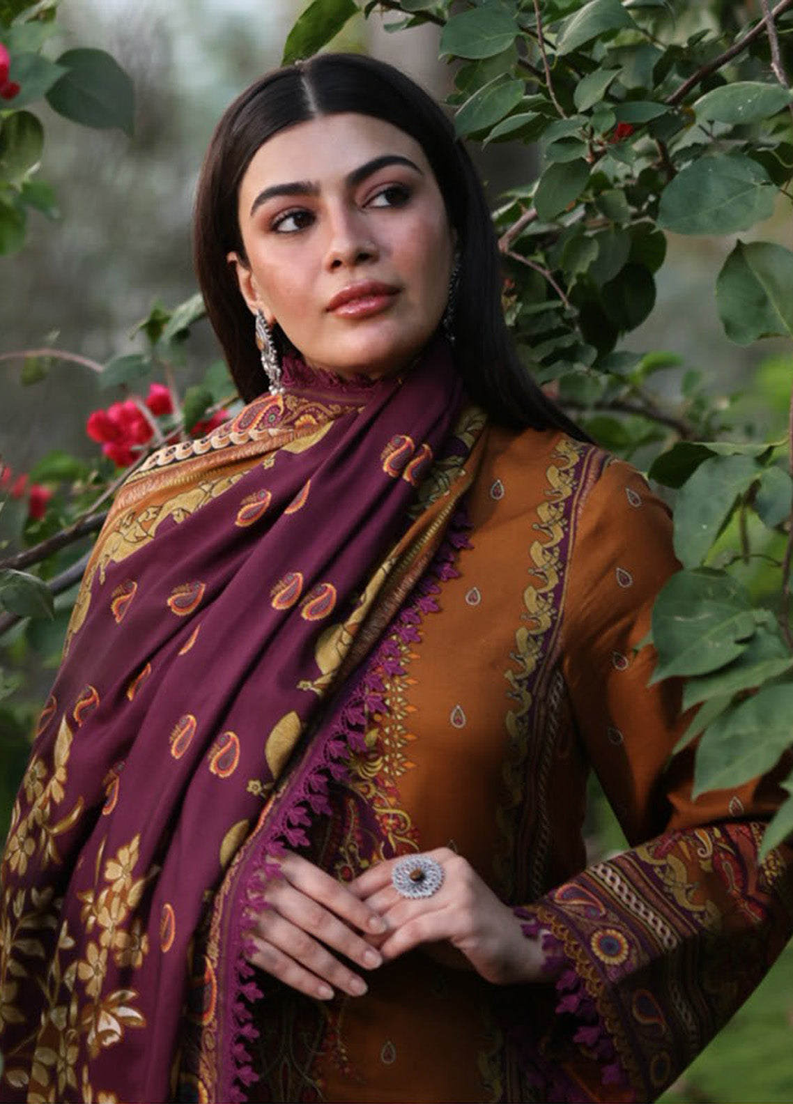 Asim Jofa Printed Viscose Winter 3 Piece Unstitched Suit AJ24UW AJUW-64 Asim Jofa Printed Viscose Winter 3 Piece Unstitched Suit AJ24UW AJUW-64