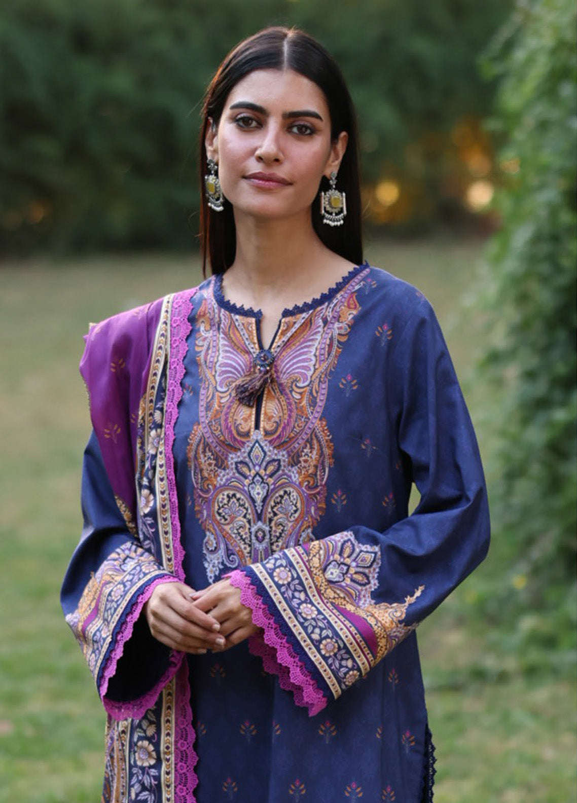 Asim Jofa Printed Viscose Winter 3 Piece Unstitched Suit AJ24UW AJUW-67 Asim Jofa Printed Viscose Winter 3 Piece Unstitched Suit AJ24UW AJUW-67
