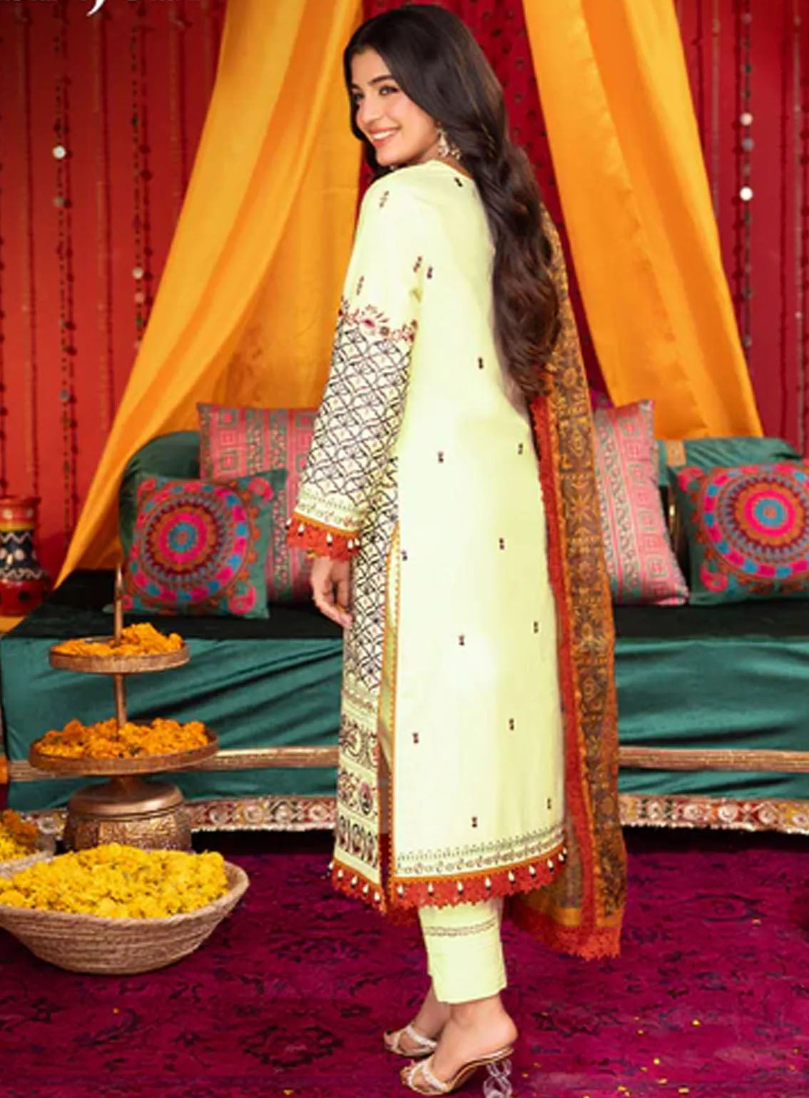 Asra By Asim Jofa Eid Festive Lawn 3 Piece Unstitched Suit AJ24AE AJRA-15 Asra By Asim Jofa Eid Festive Lawn 3 Piece Unstitched Suit AJ24AE AJRA-15