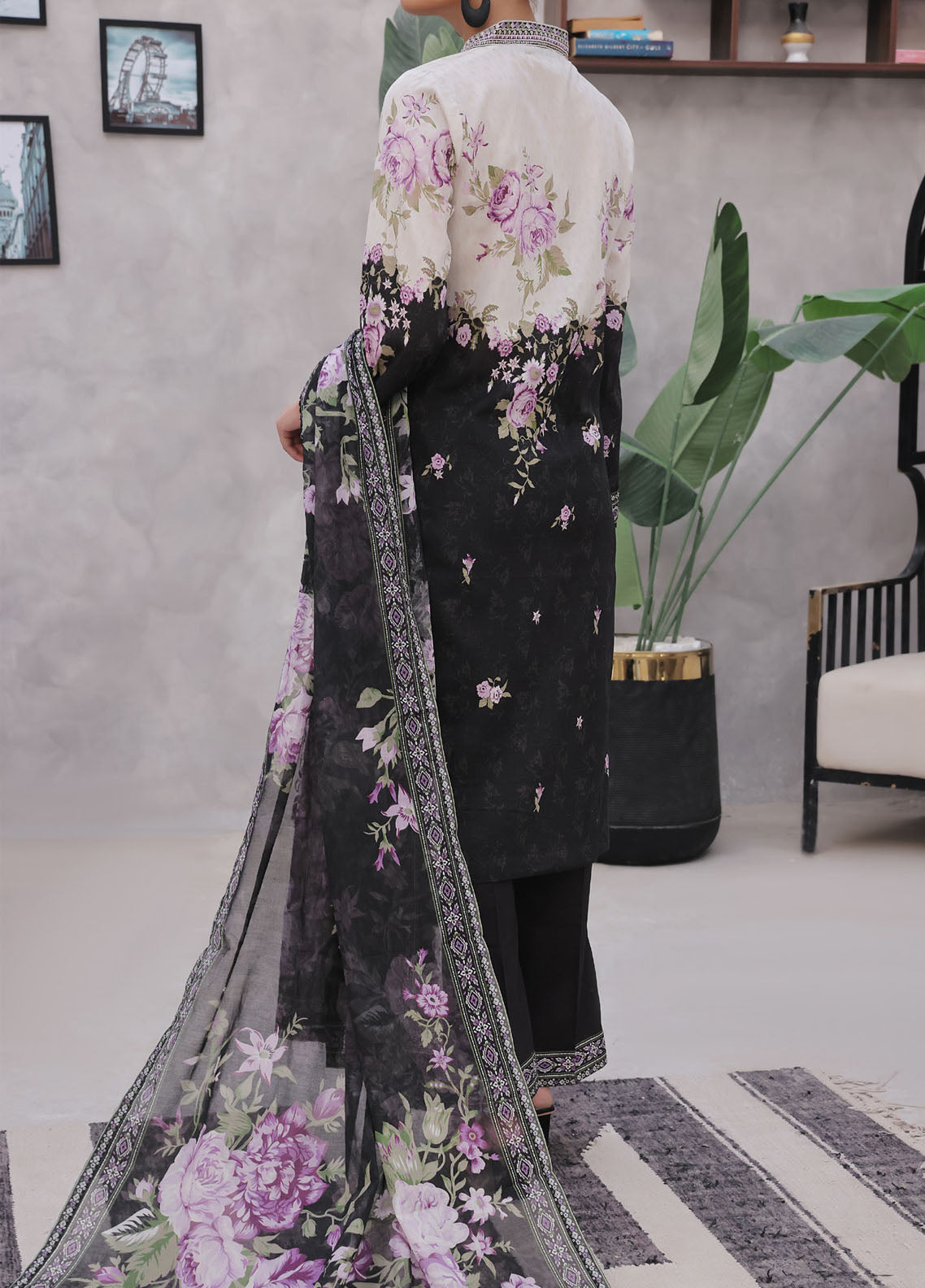 Ayesha Alishba By VS Textile Embroidered Lawn 3 Piece Unstitched Suit VS25AAELE D-61 Ayesha Alishba By VS Textile Embroidered Lawn 3 Piece Unstitched Suit VS25AAELE D-61