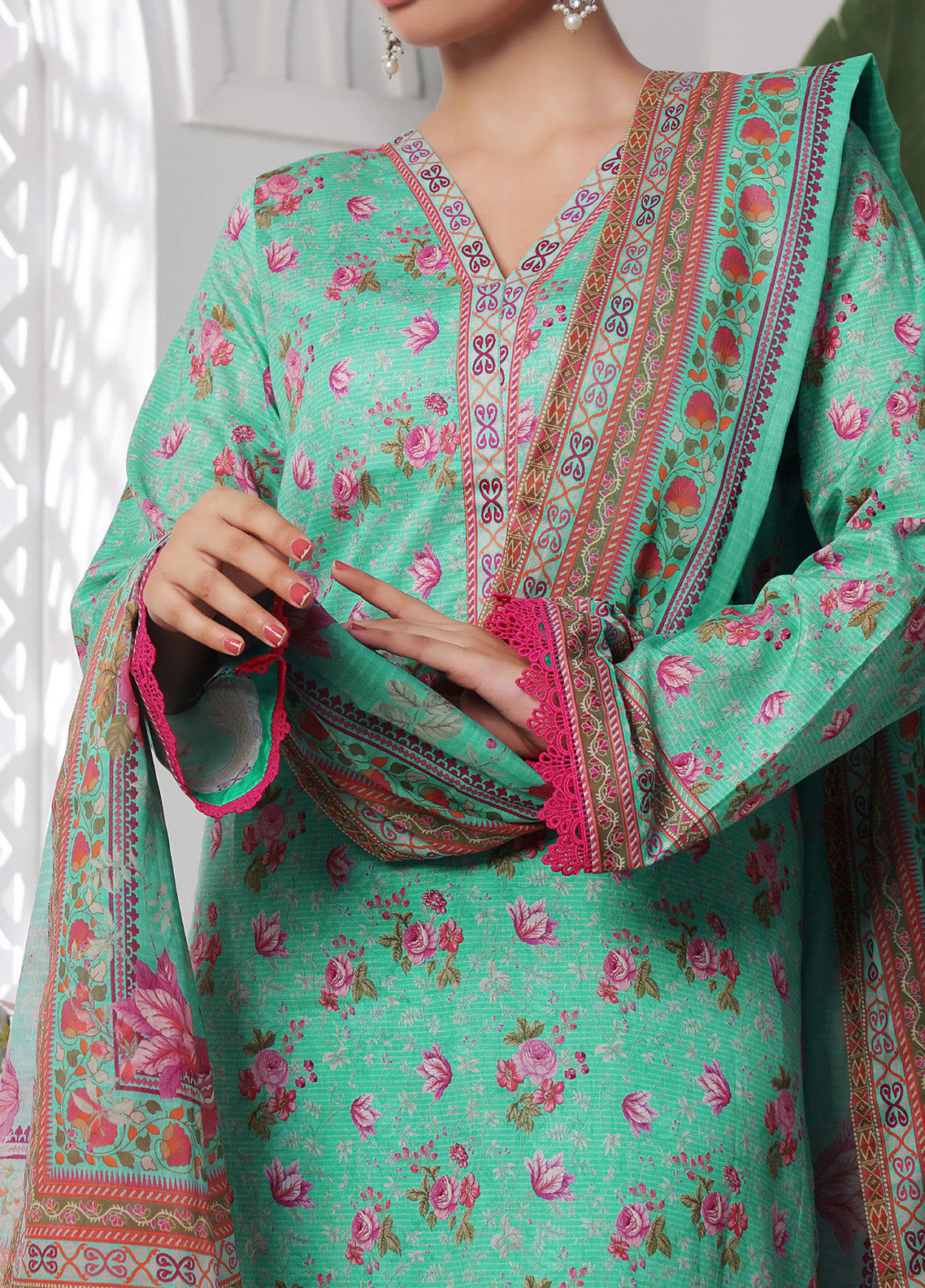 Ayesha Alishba By VS Textile Printed Lawn 3 Piece Unstitched Suit VS25AAPL D-645 Ayesha Alishba By VS Textile Printed Lawn 3 Piece Unstitched Suit VS25AAPL D-645