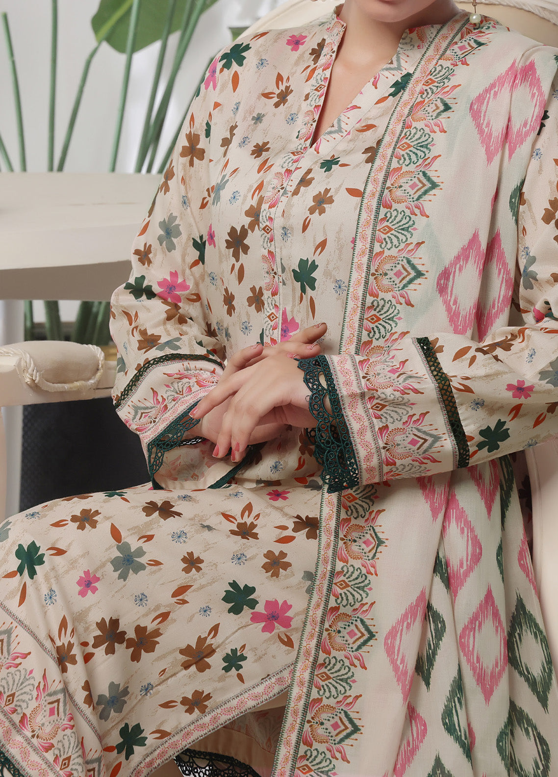 Ayesha Alishba By VS Textile Printed Lawn 3 Piece Unstitched Suit VS25AAPL D-646 Ayesha Alishba By VS Textile Printed Lawn 3 Piece Unstitched Suit VS25AAPL D-646