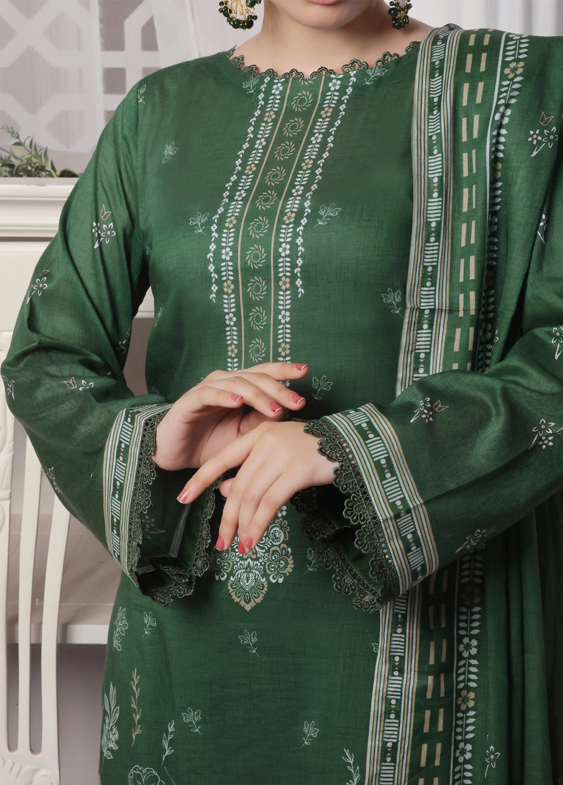 Ayesha Alishba By VS Textile Printed Lawn 3 Piece Unstitched Suit VS25AAPL D-647 Ayesha Alishba By VS Textile Printed Lawn 3 Piece Unstitched Suit VS25AAPL D-647