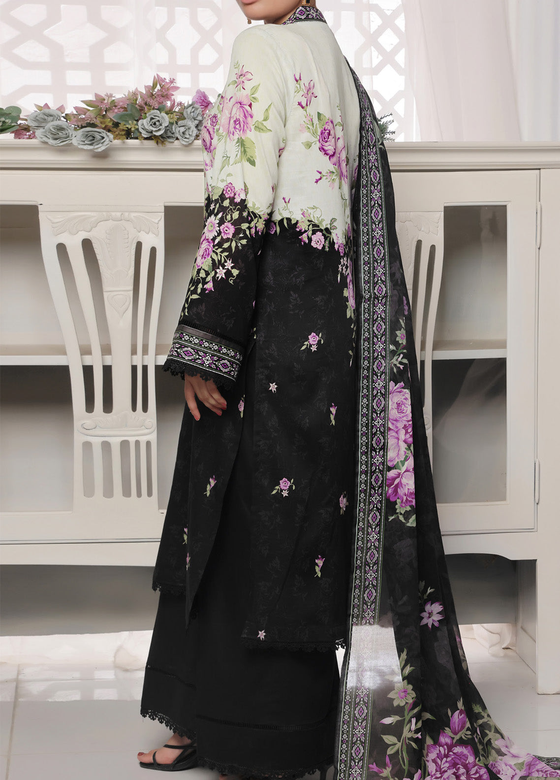 Ayesha Alishba By VS Textile Printed Lawn 3 Piece Unstitched Suit VS25AAPL D-649 Ayesha Alishba By VS Textile Printed Lawn 3 Piece Unstitched Suit VS25AAPL D-649