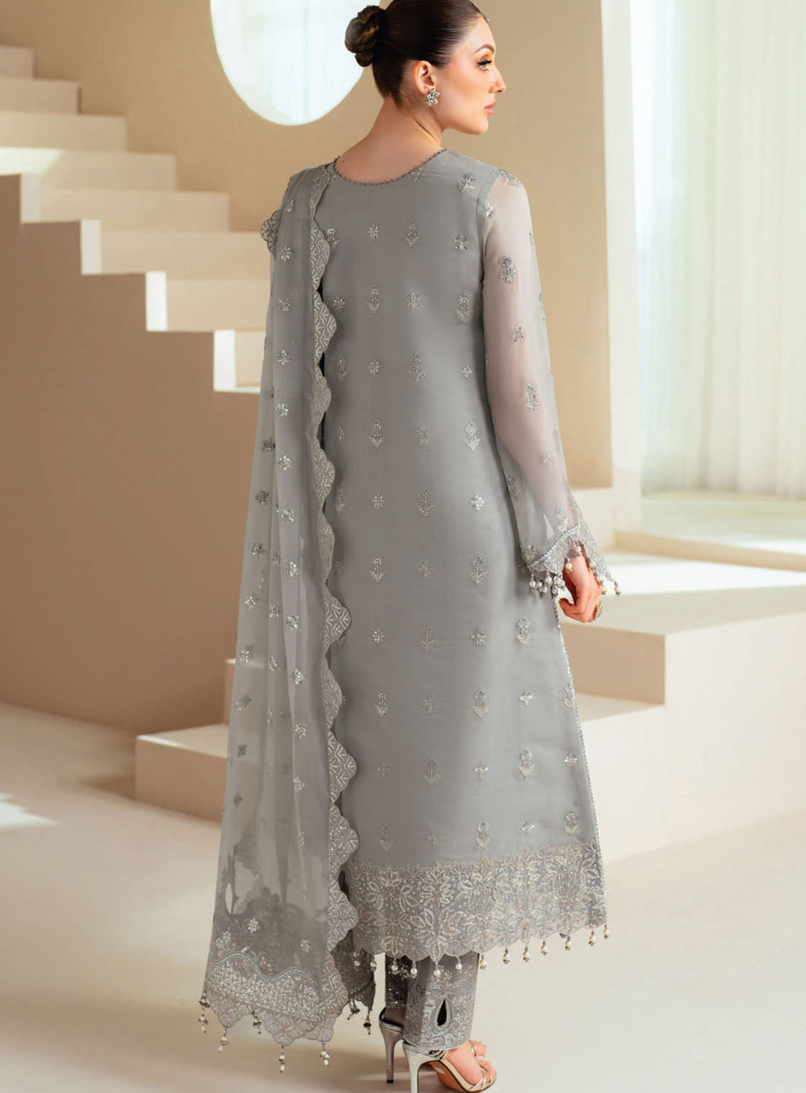 Aymal By Alizeh Embroidered Chiffon 3 Piece Unstitched Suit AF25A D-4046 AHVI Aymal By Alizeh Embroidered Chiffon 3 Piece Unstitched Suit AF25A D-4046 AHVI