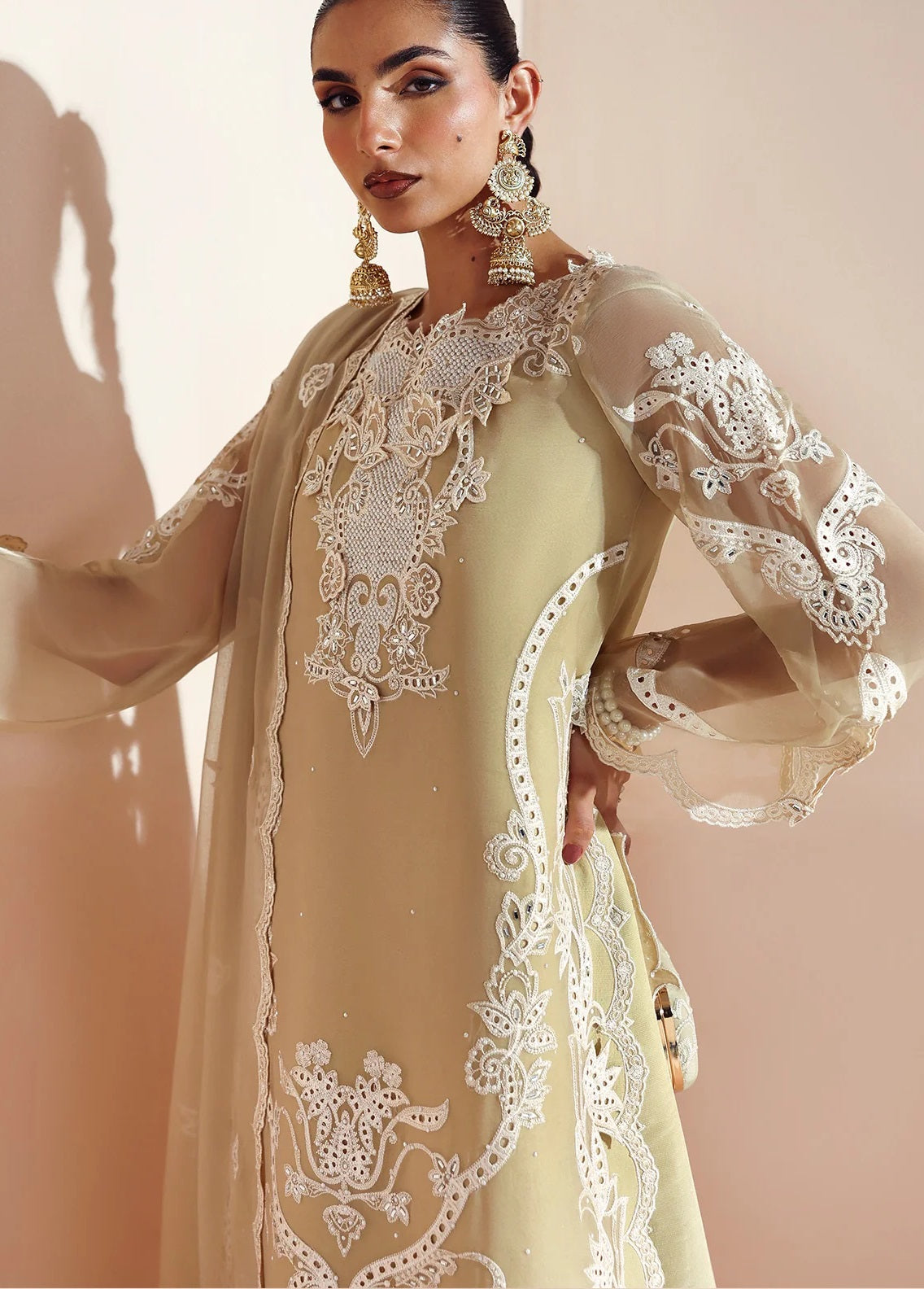 Aymal By Alizeh Fashion Luxury Embroidered Chiffon 3 Piece Unstitched Suit AF25AV2 D-09 ALIHA Aymal By Alizeh Fashion Luxury Embroidered Chiffon 3 Piece Unstitched Suit AF25AV2 D-09 ALIHA