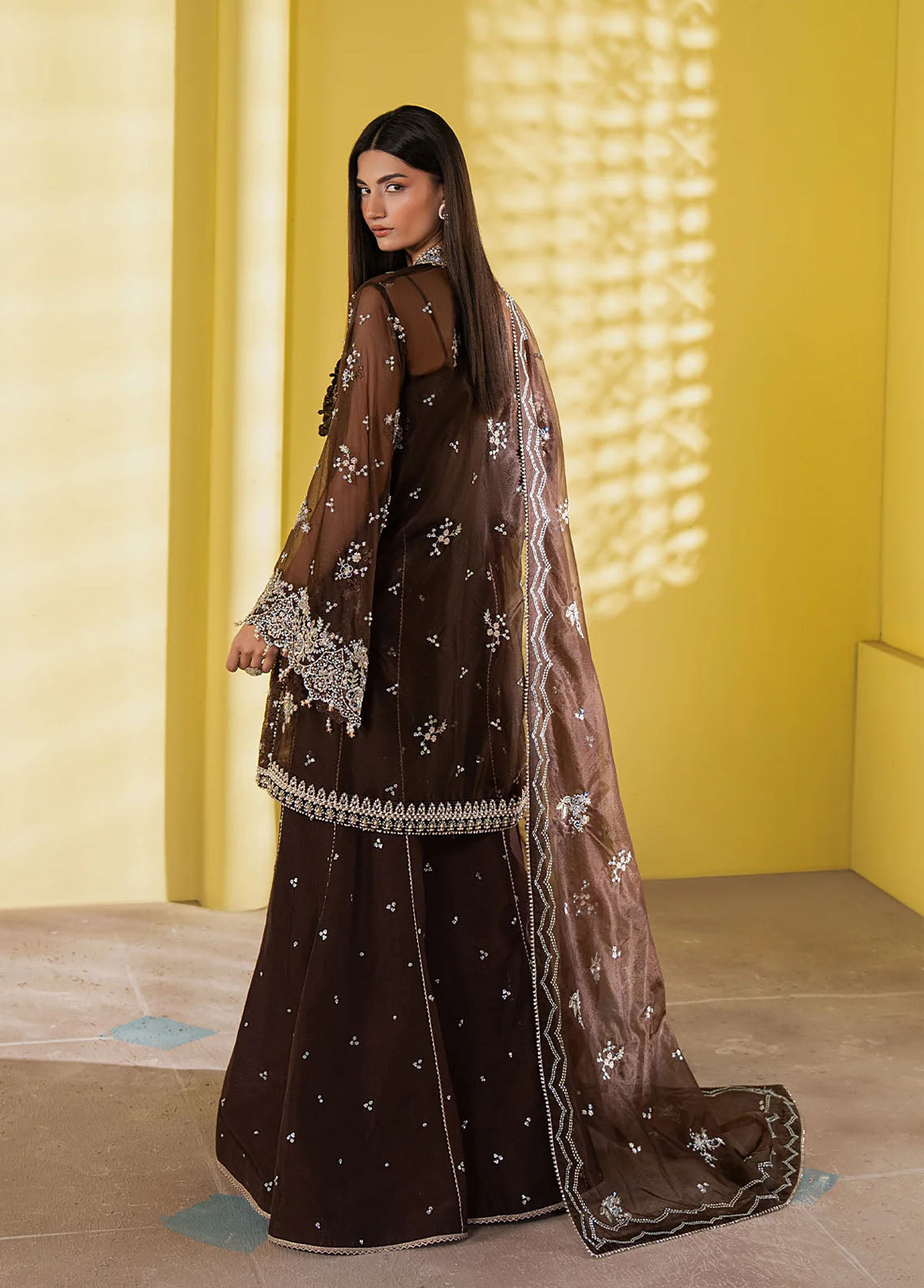 Ayzel By Afrozeh Ayzel By Afrozeh Solaris Embroidered Organza 3 Piece Unstitched Suit AF25ASWF D-01 Ayzel By Afrozeh Ayzel By Afrozeh Solaris Embroidered Organza 3 Piece Unstitched Suit AF25ASWF D-01
