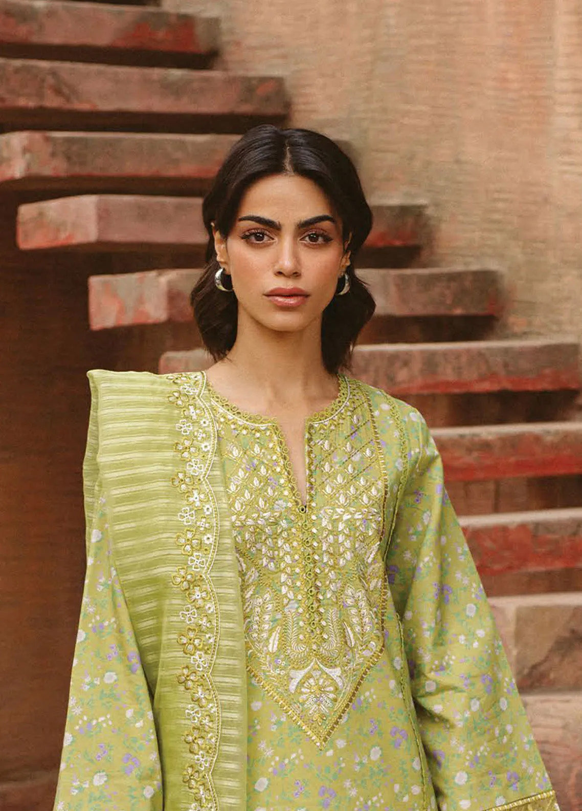 Ayzel By Afrozeh Core Embroidered Lawn 3 Piece Unstitched Suit AF24ACLV2 D-01 VERDA Ayzel By Afrozeh Core Embroidered Lawn 3 Piece Unstitched Suit AF24ACLV2 D-01 VERDA